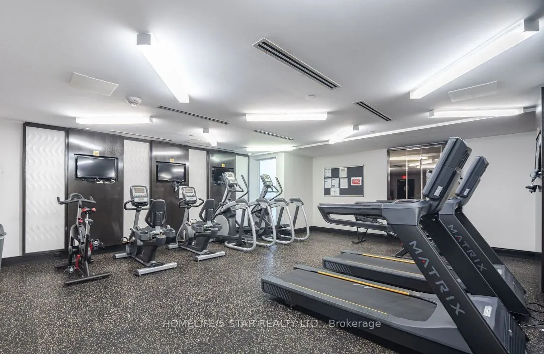 1190 DUNDAS Street E, #922