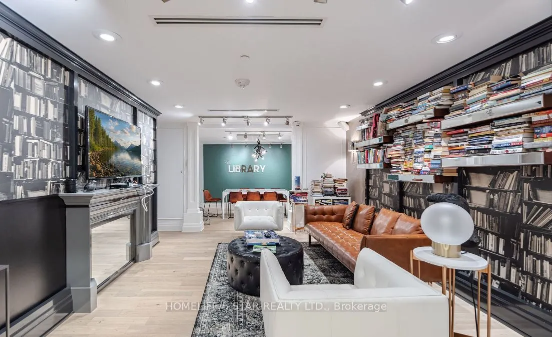 1190 DUNDAS Street E, #922