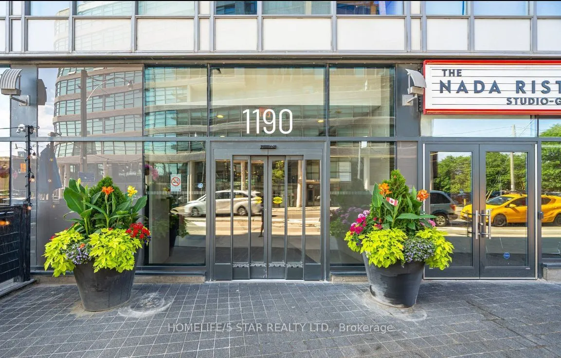 1190 DUNDAS Street E, #922