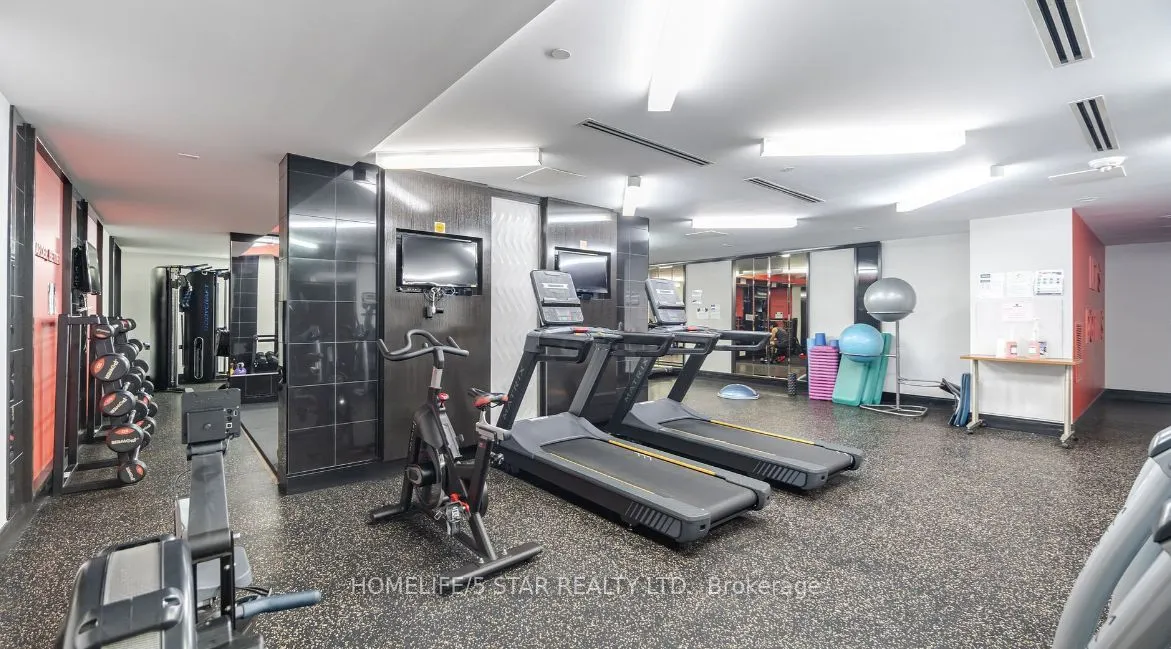 1190 DUNDAS Street E, #922