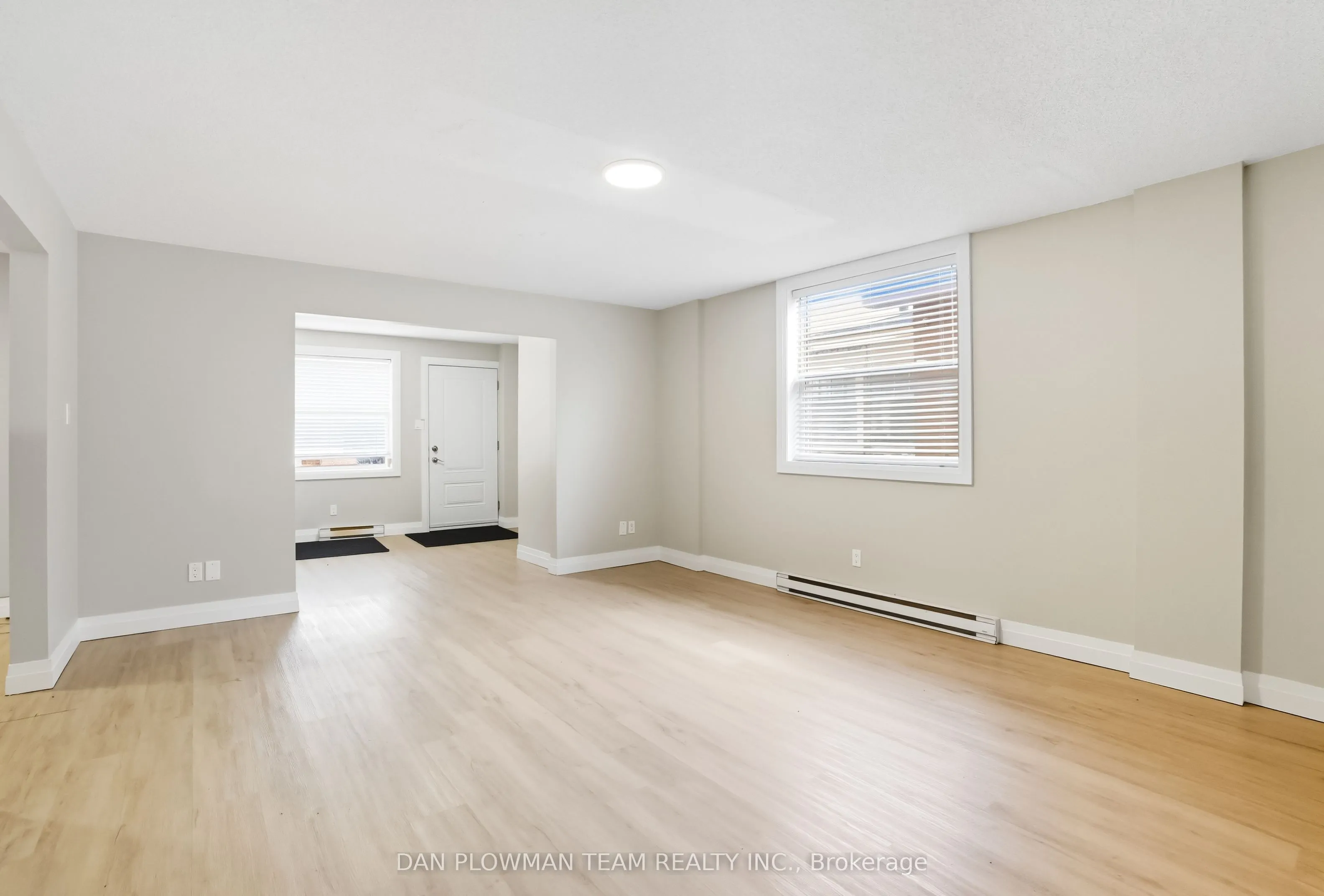 476 Albert Street