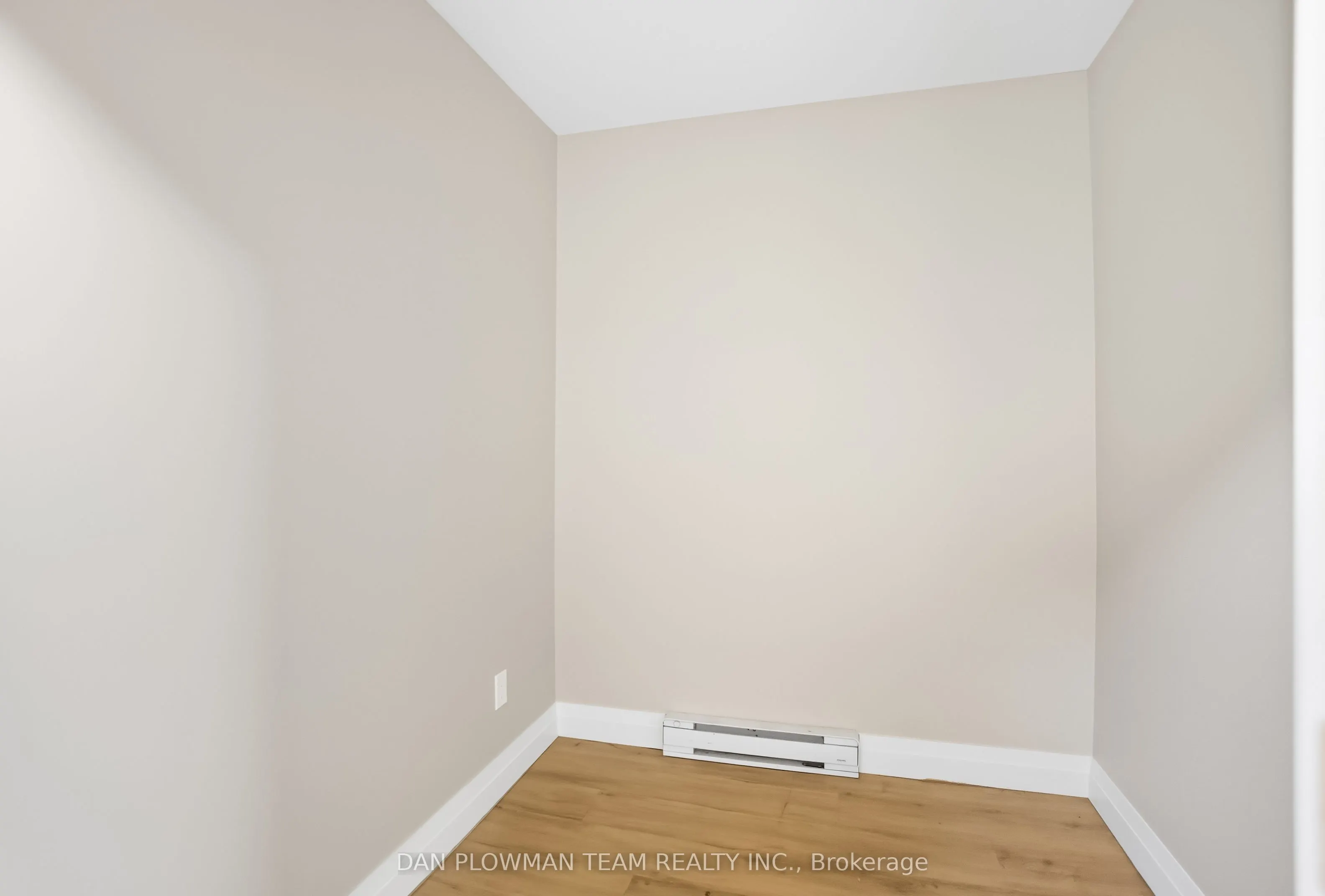 476 Albert Street
