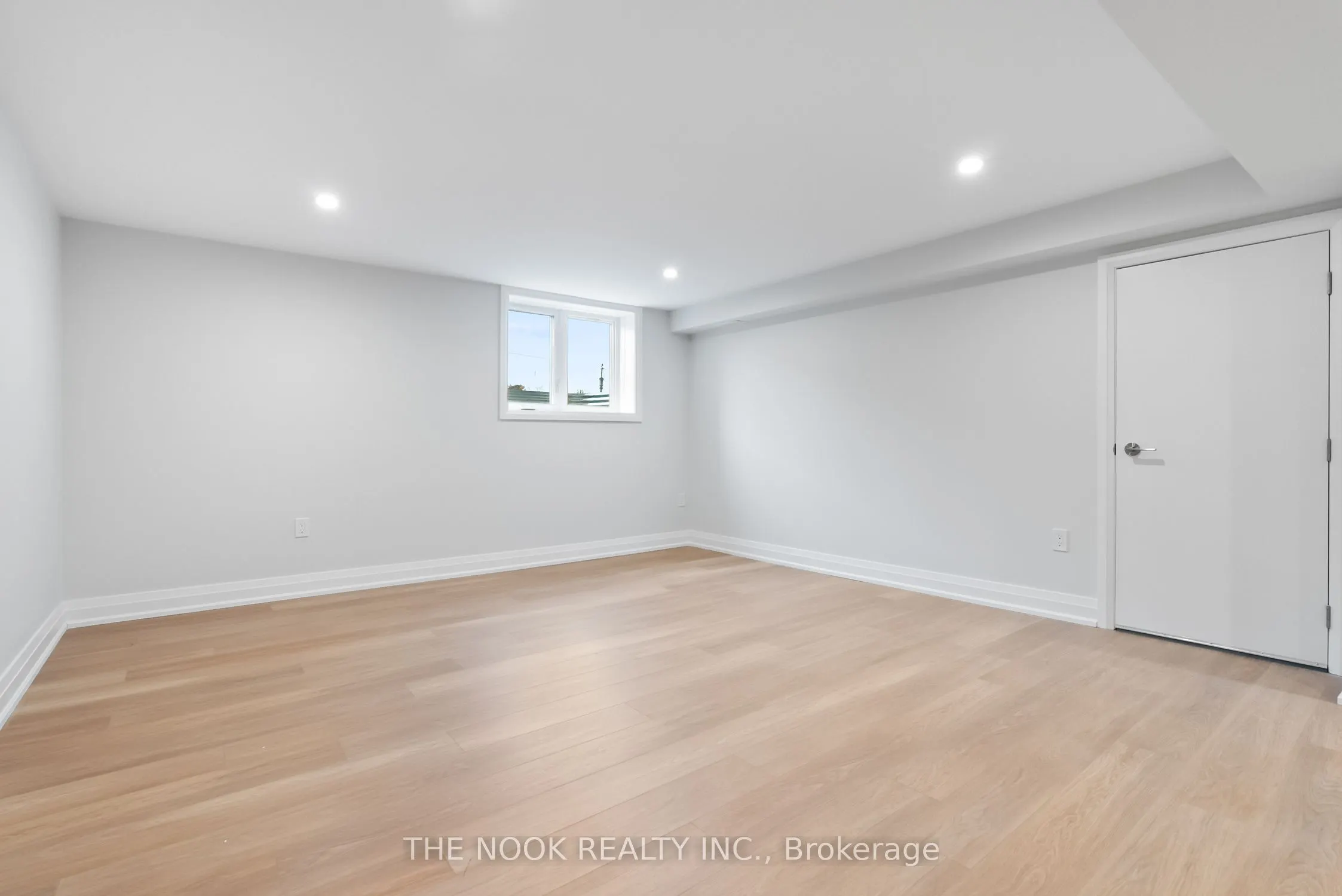 525 Larry Avenue, #Bsmt