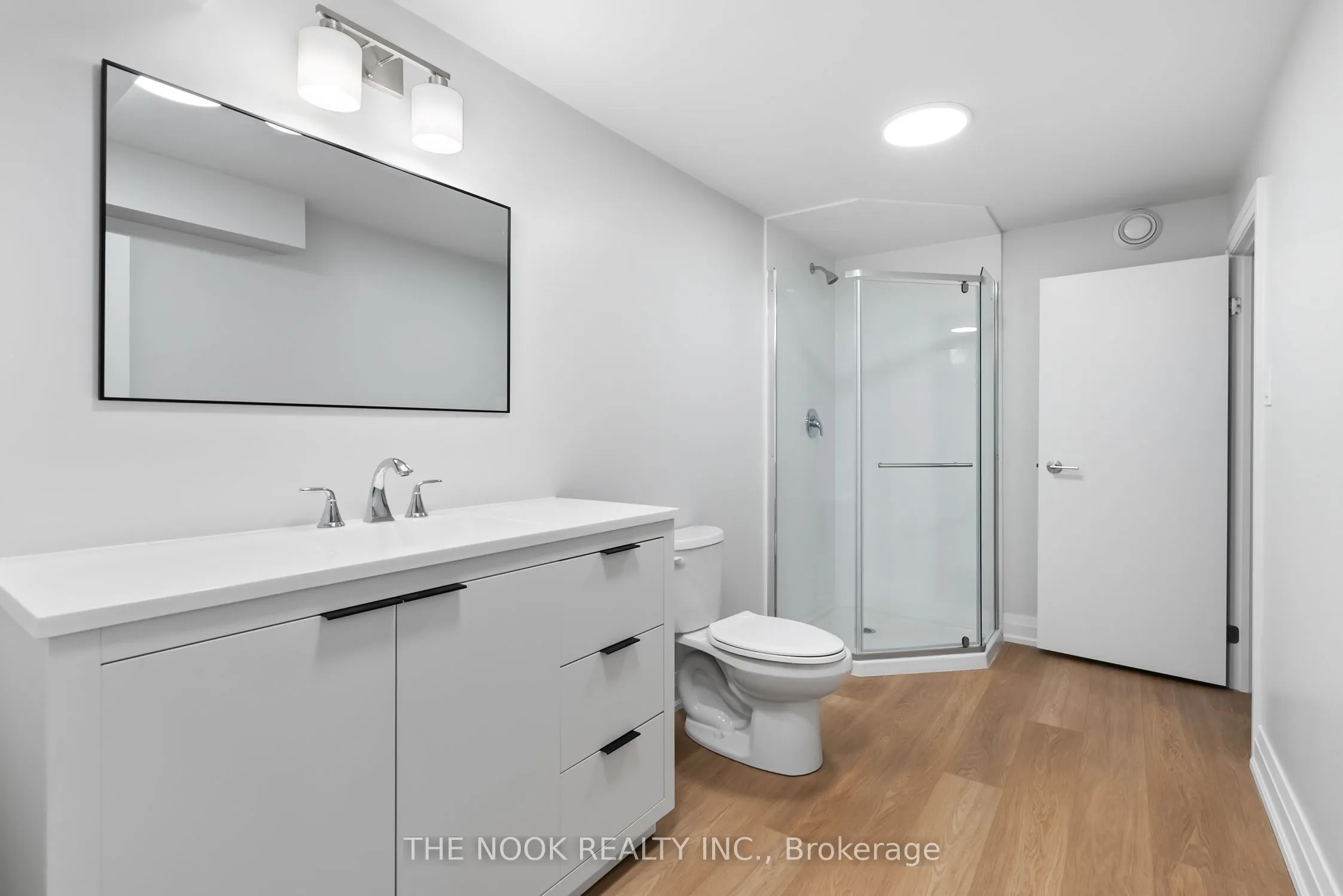 525 Larry Avenue, #Bsmt