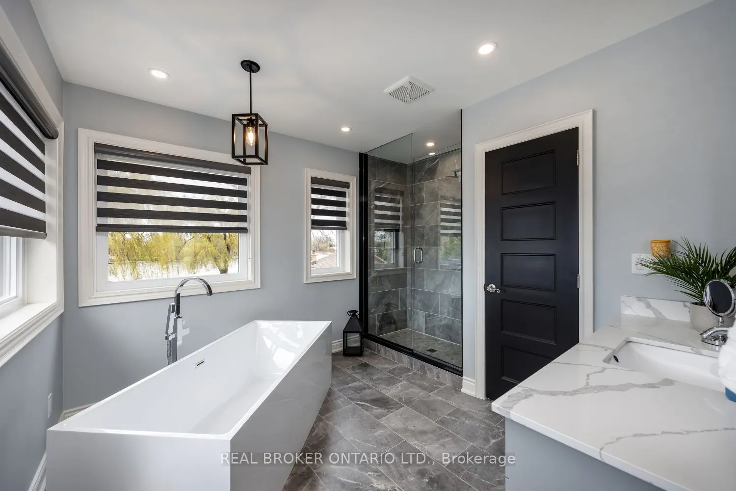 526 View Lake Road