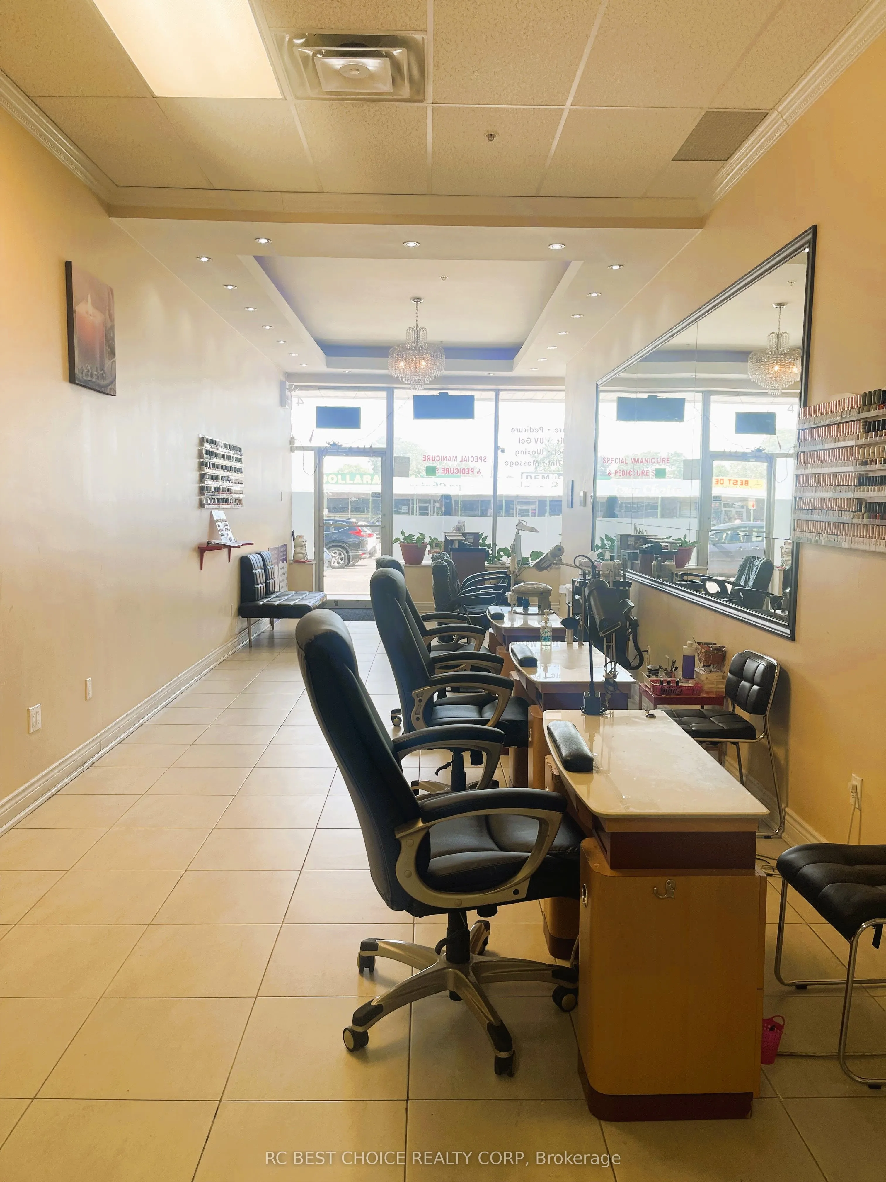 665 MARKHAM Road, #4