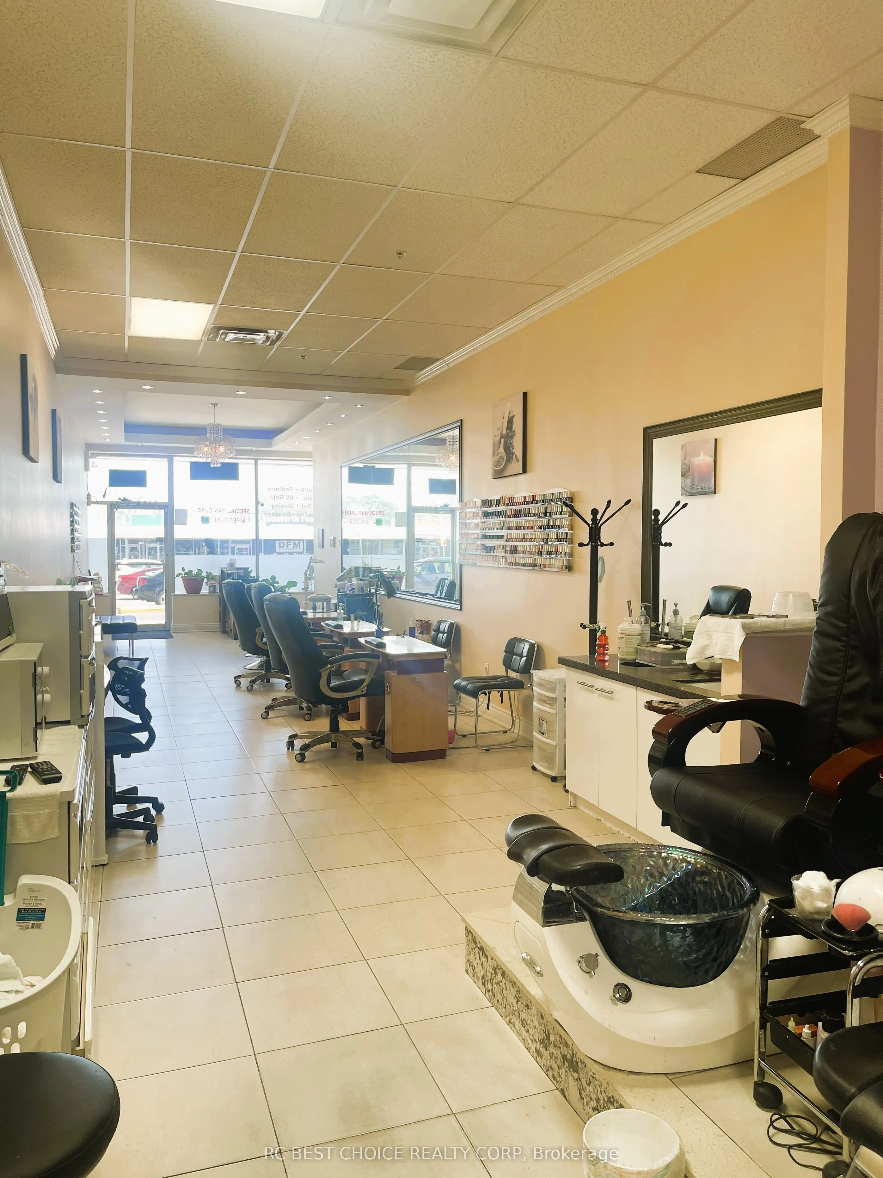 665 MARKHAM Road, #4
