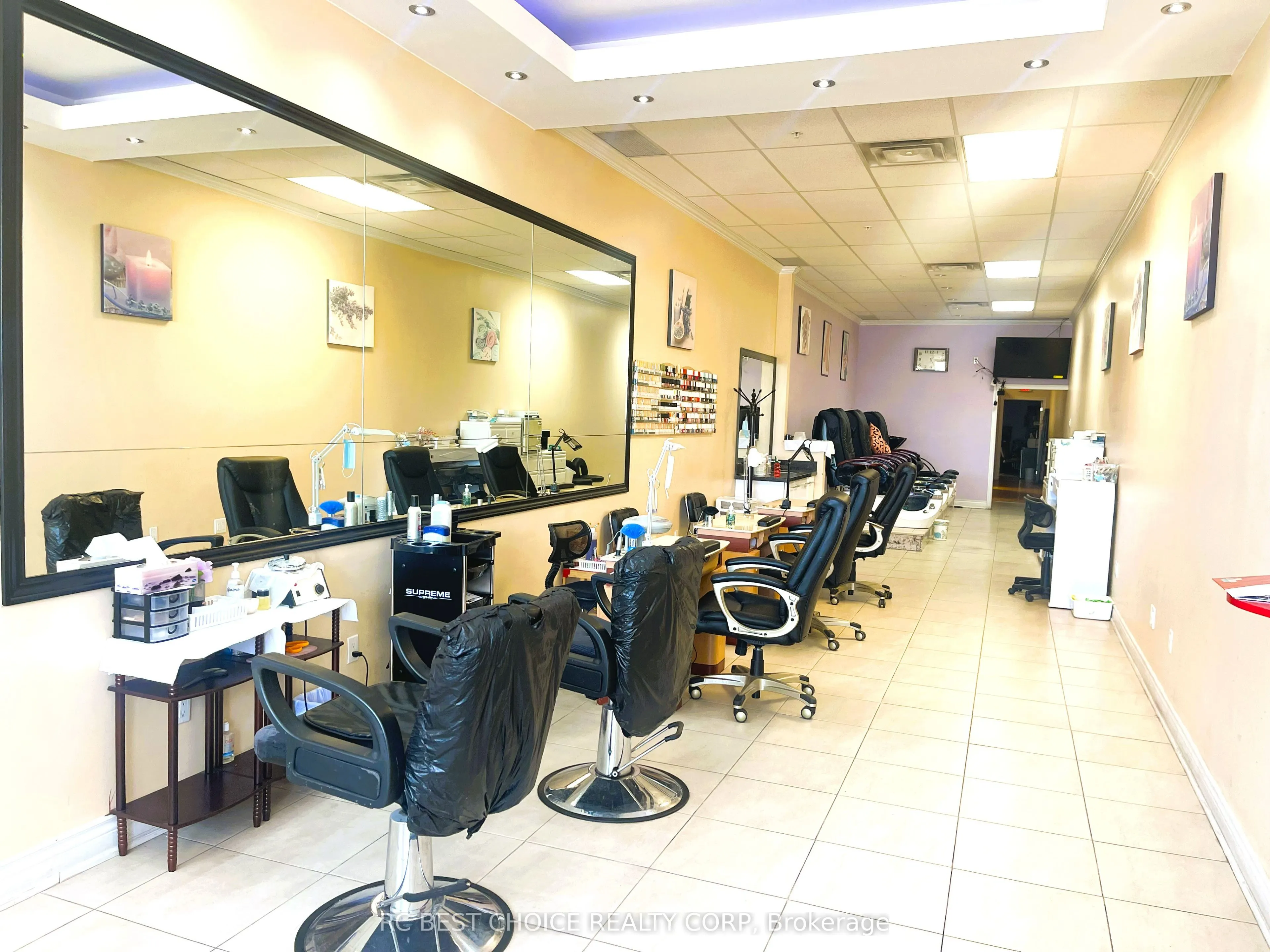 665 MARKHAM Road, #4
