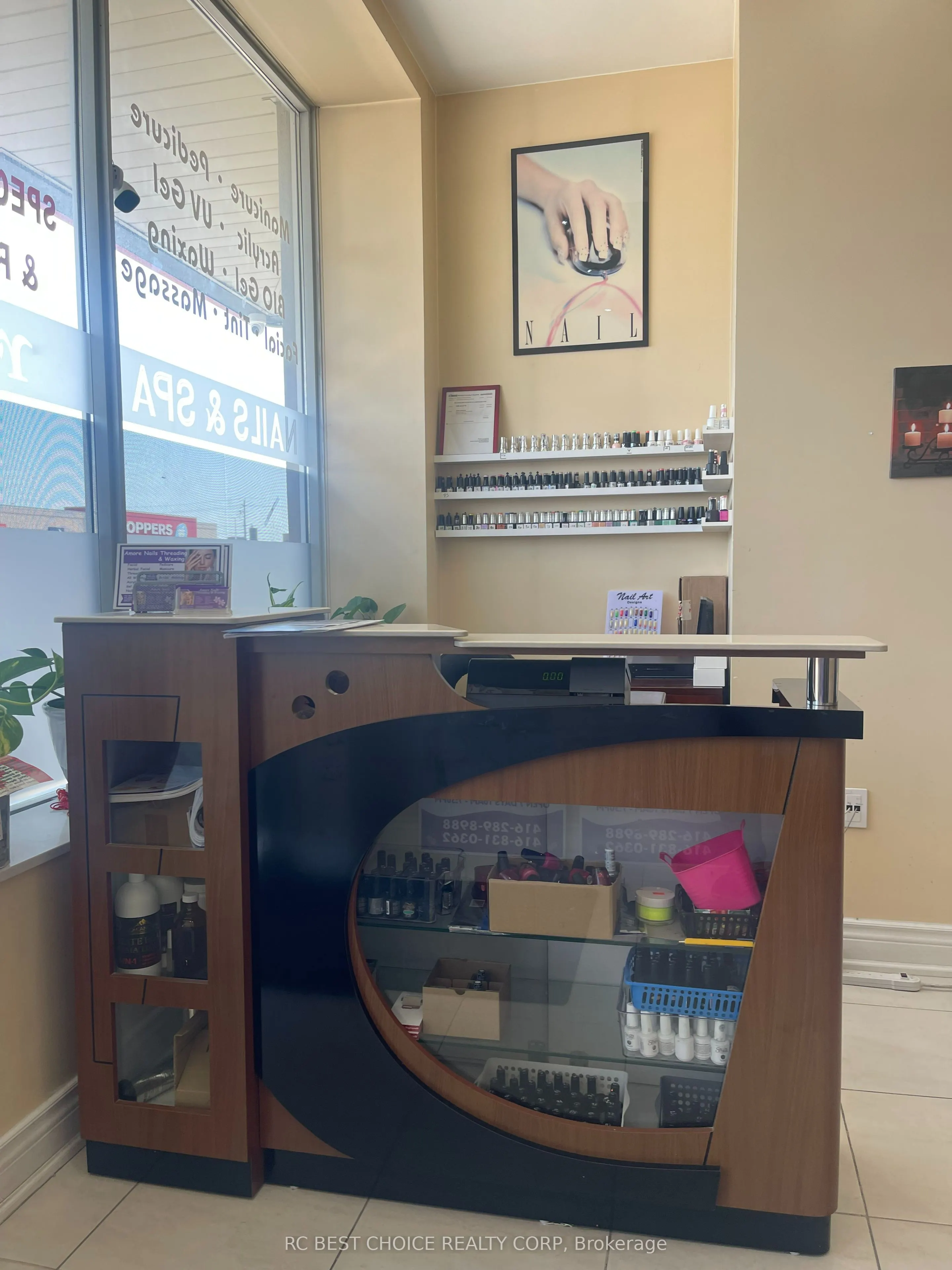665 MARKHAM Road, #4