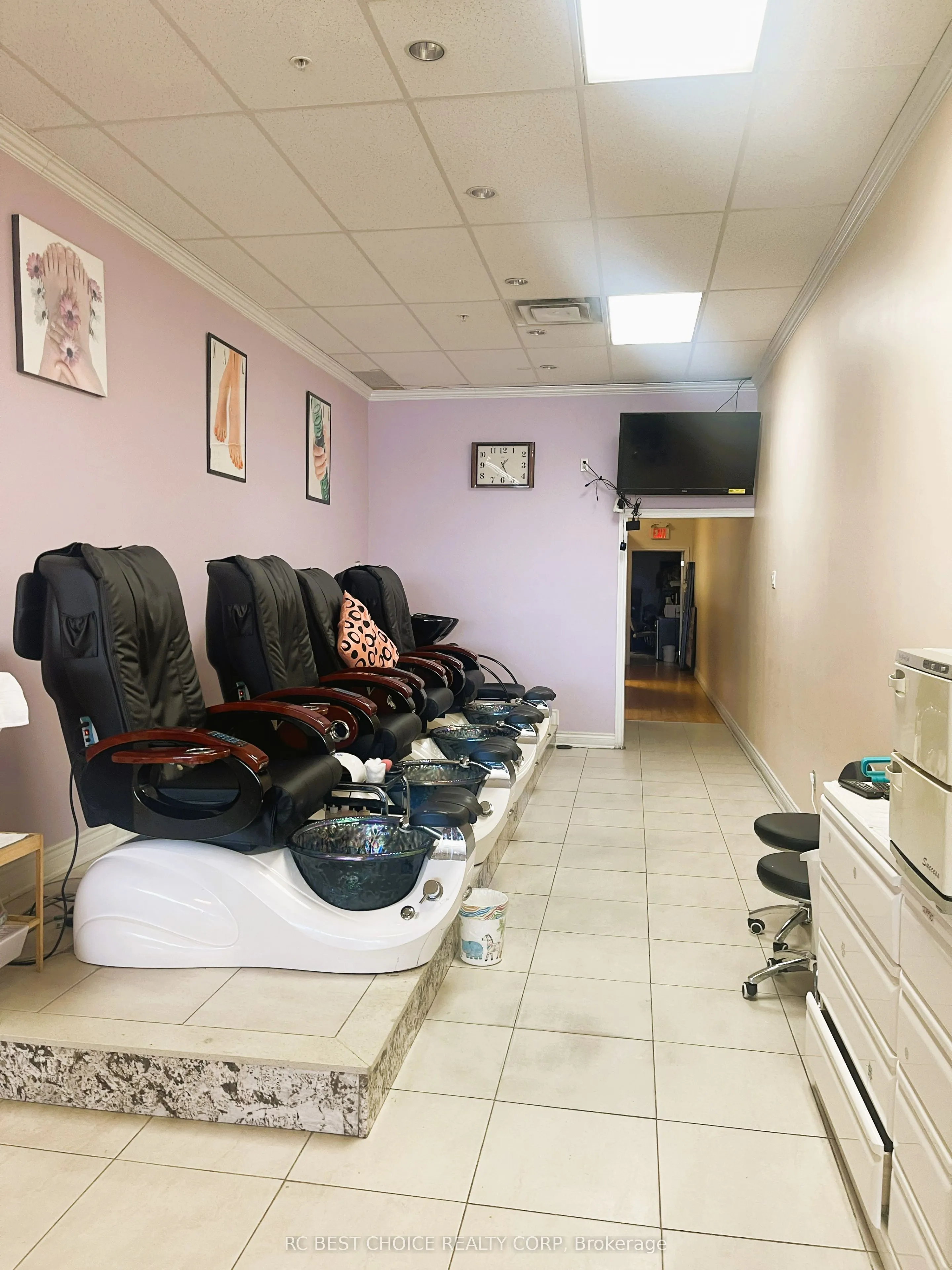 665 MARKHAM Road, #4
