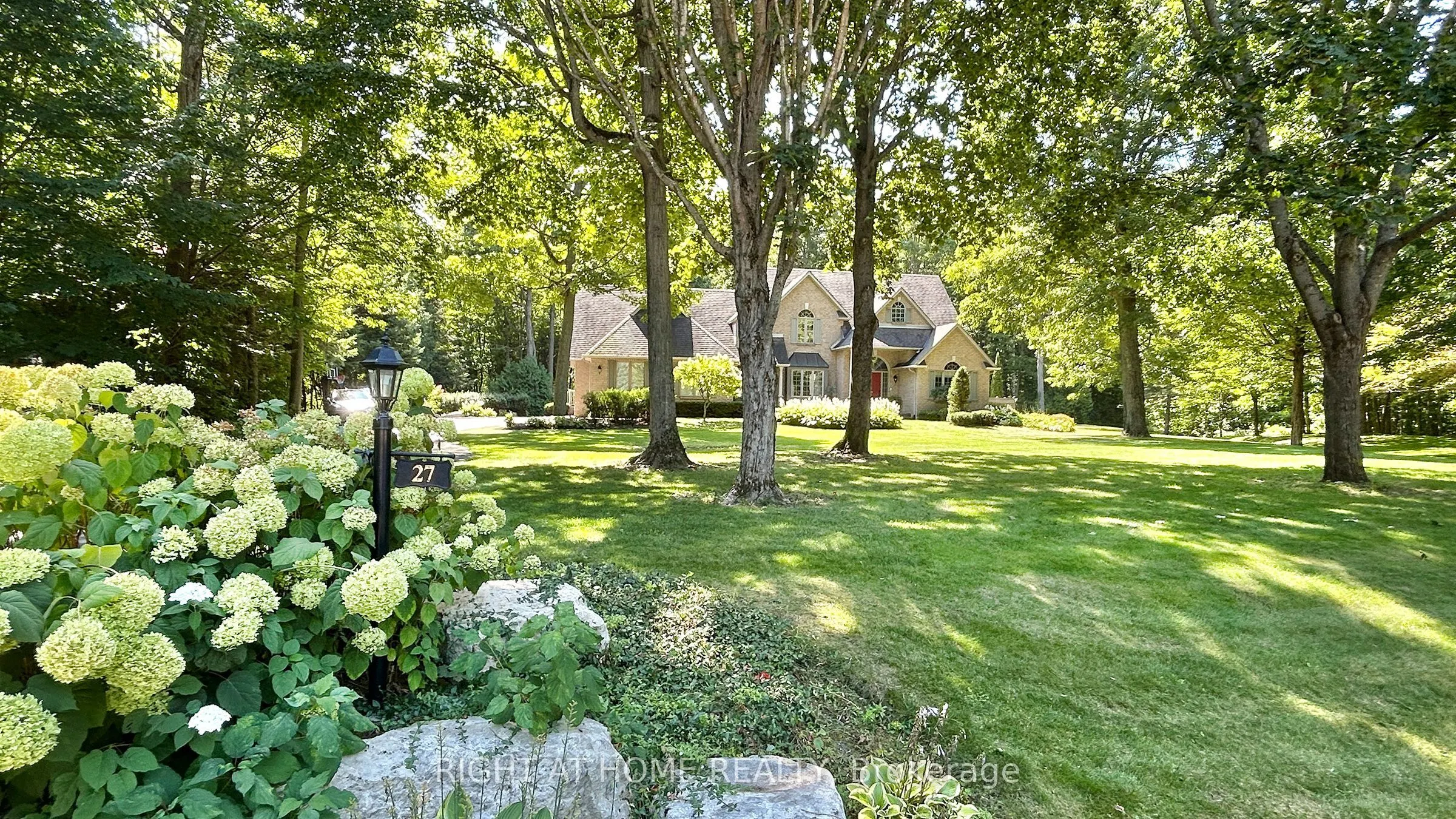 27 Timberlane Court