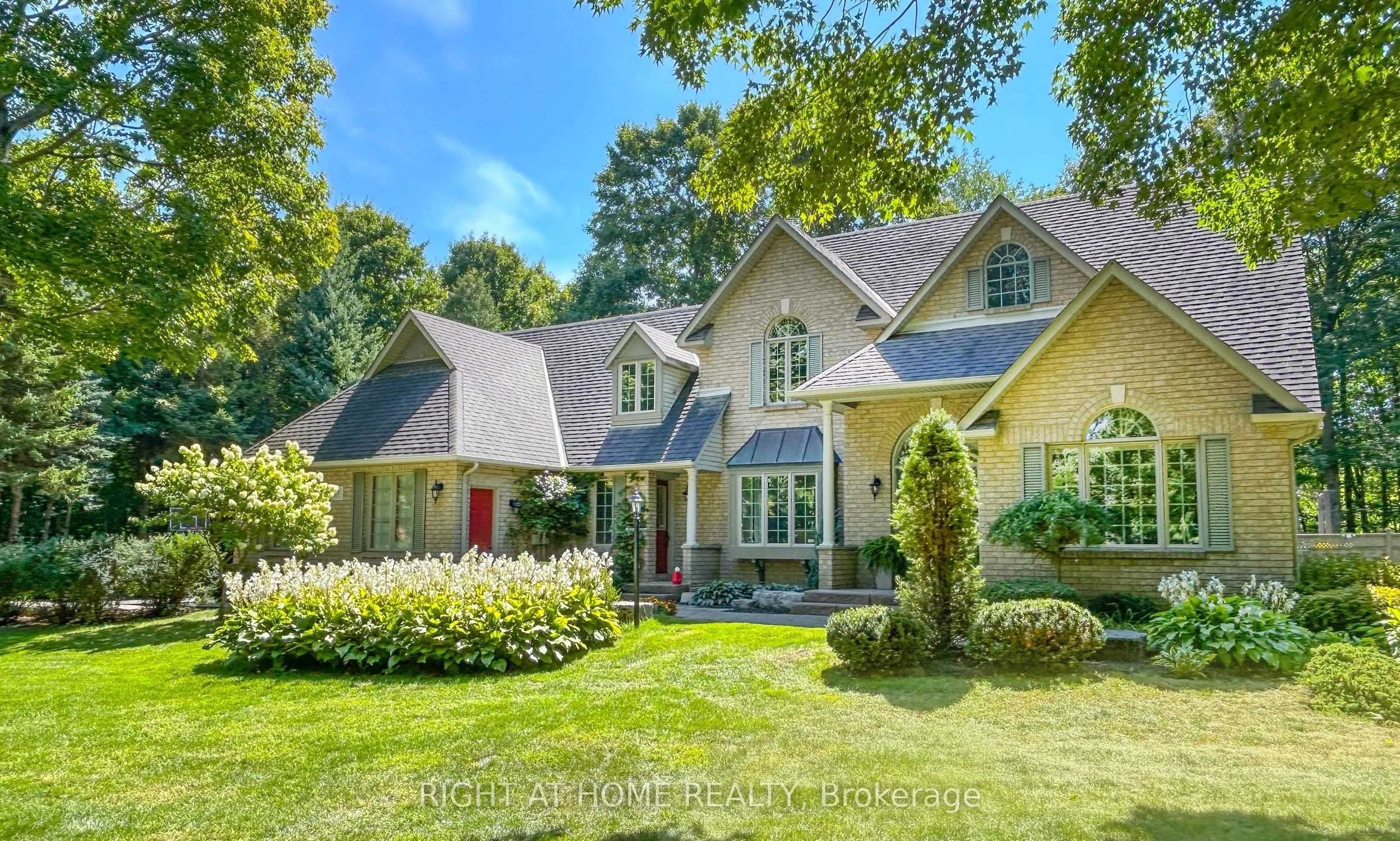 27 Timberlane Court