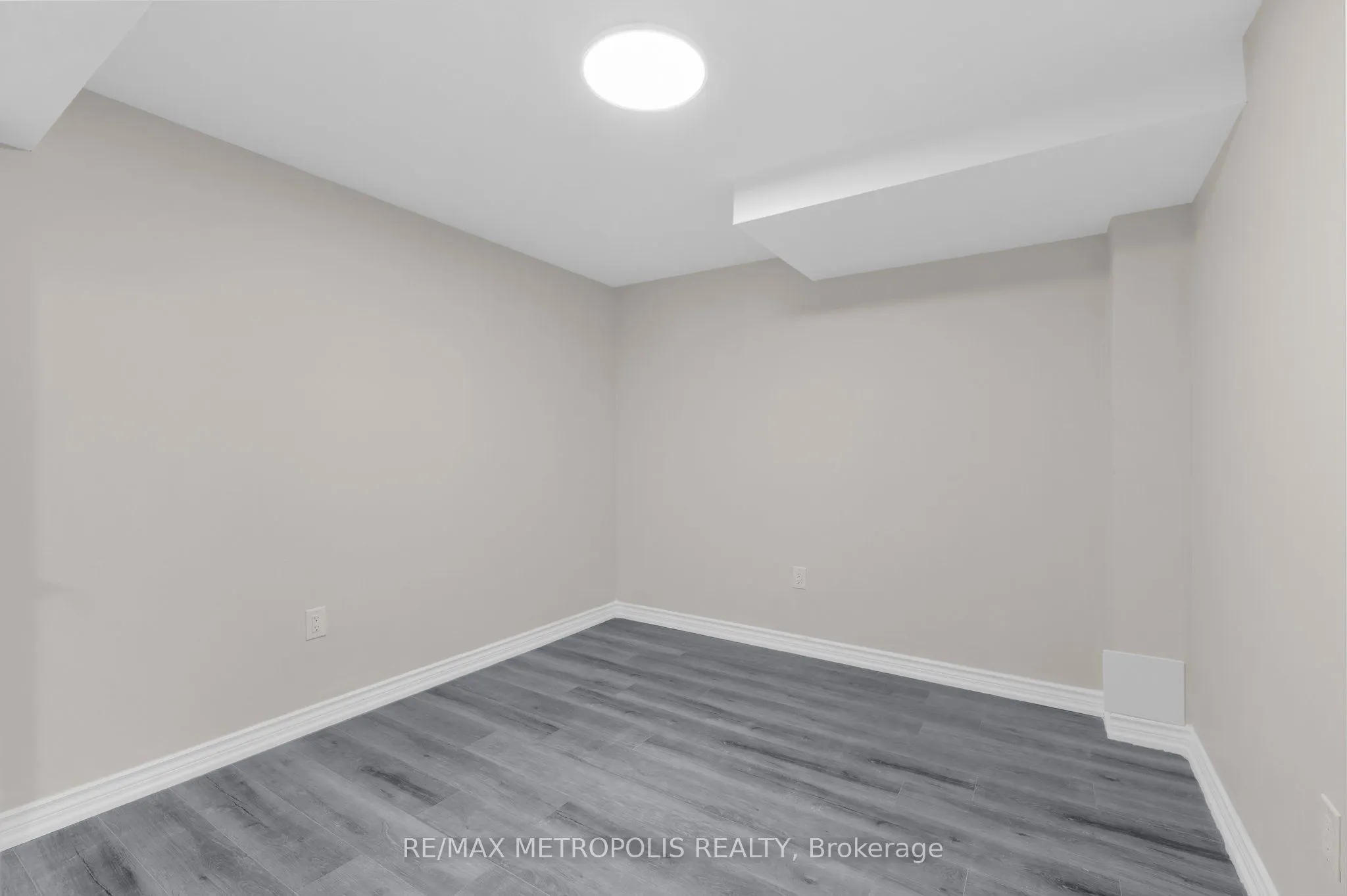 161 Windfields Farm Drive W, #BSMT