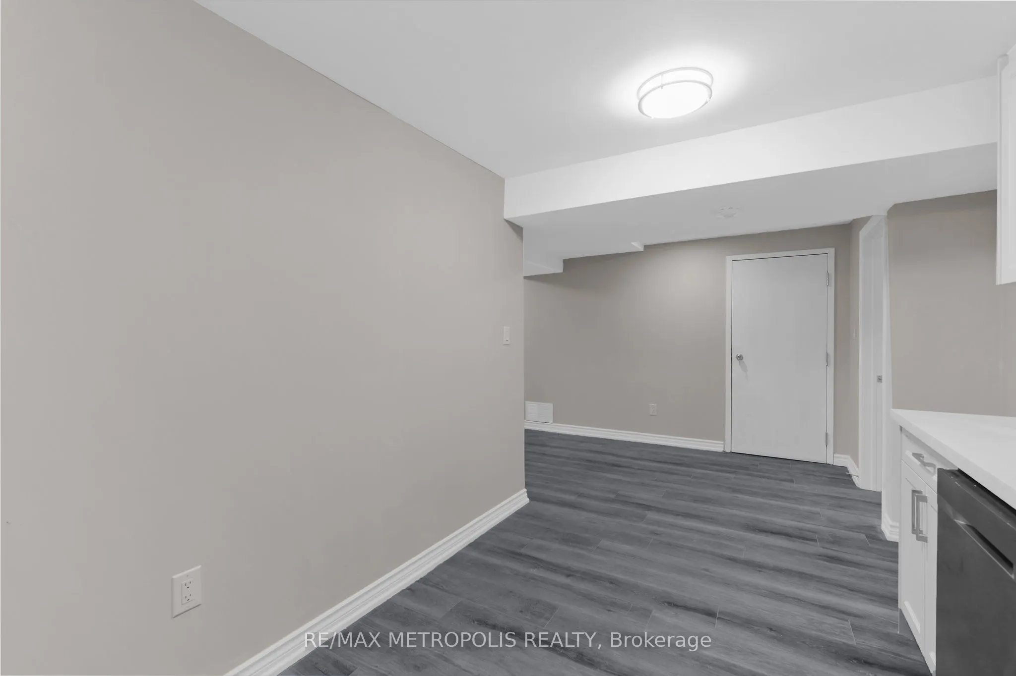 161 Windfields Farm Drive W, #BSMT