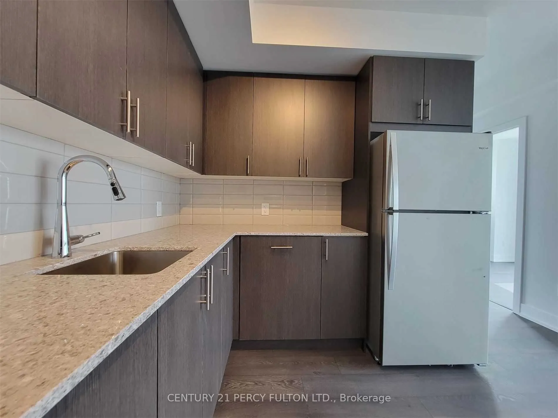 2550 Simcoe Street N, #2217