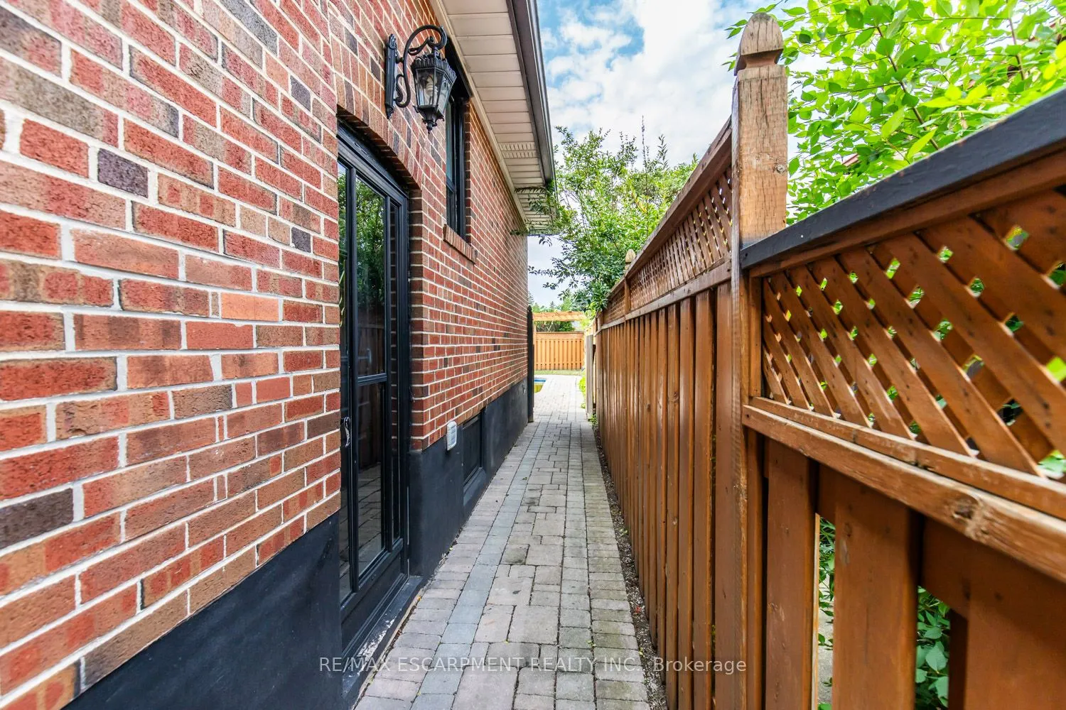60 Greenock Avenue