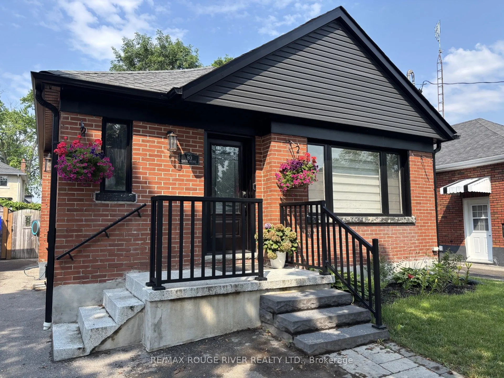 80 Oakes Avenue