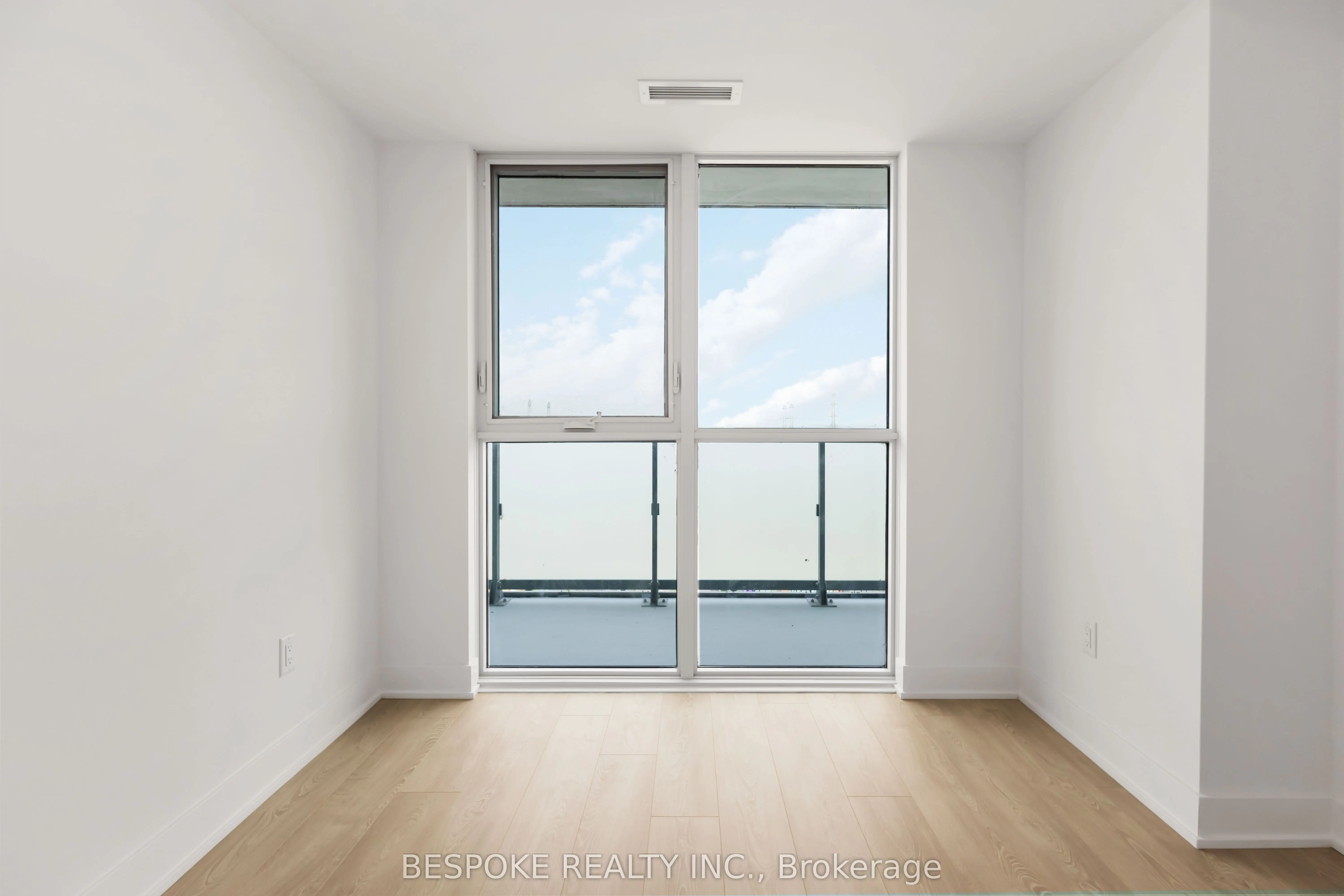 2425 Simcoe Street N, #1431