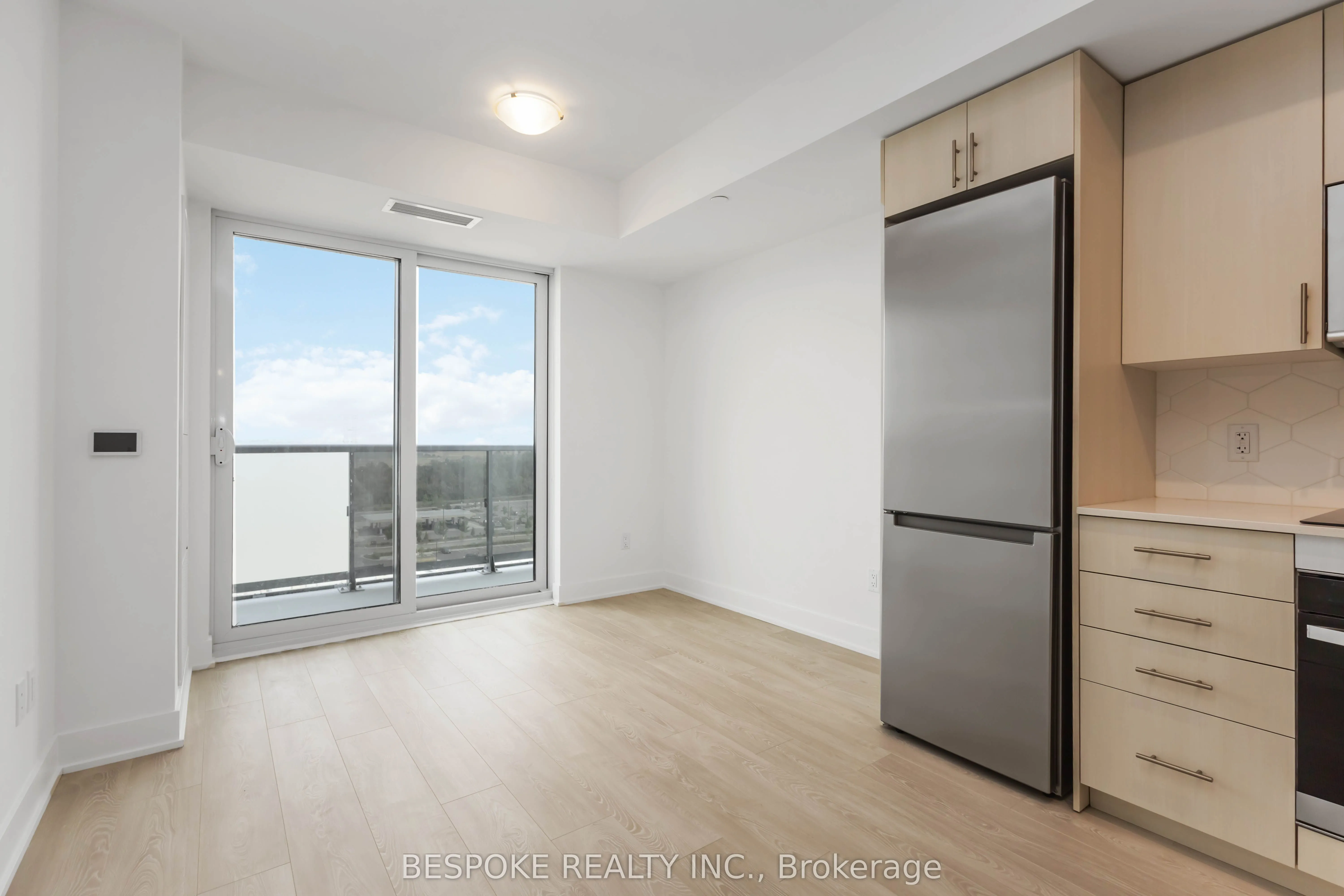 2425 Simcoe Street N, #1431