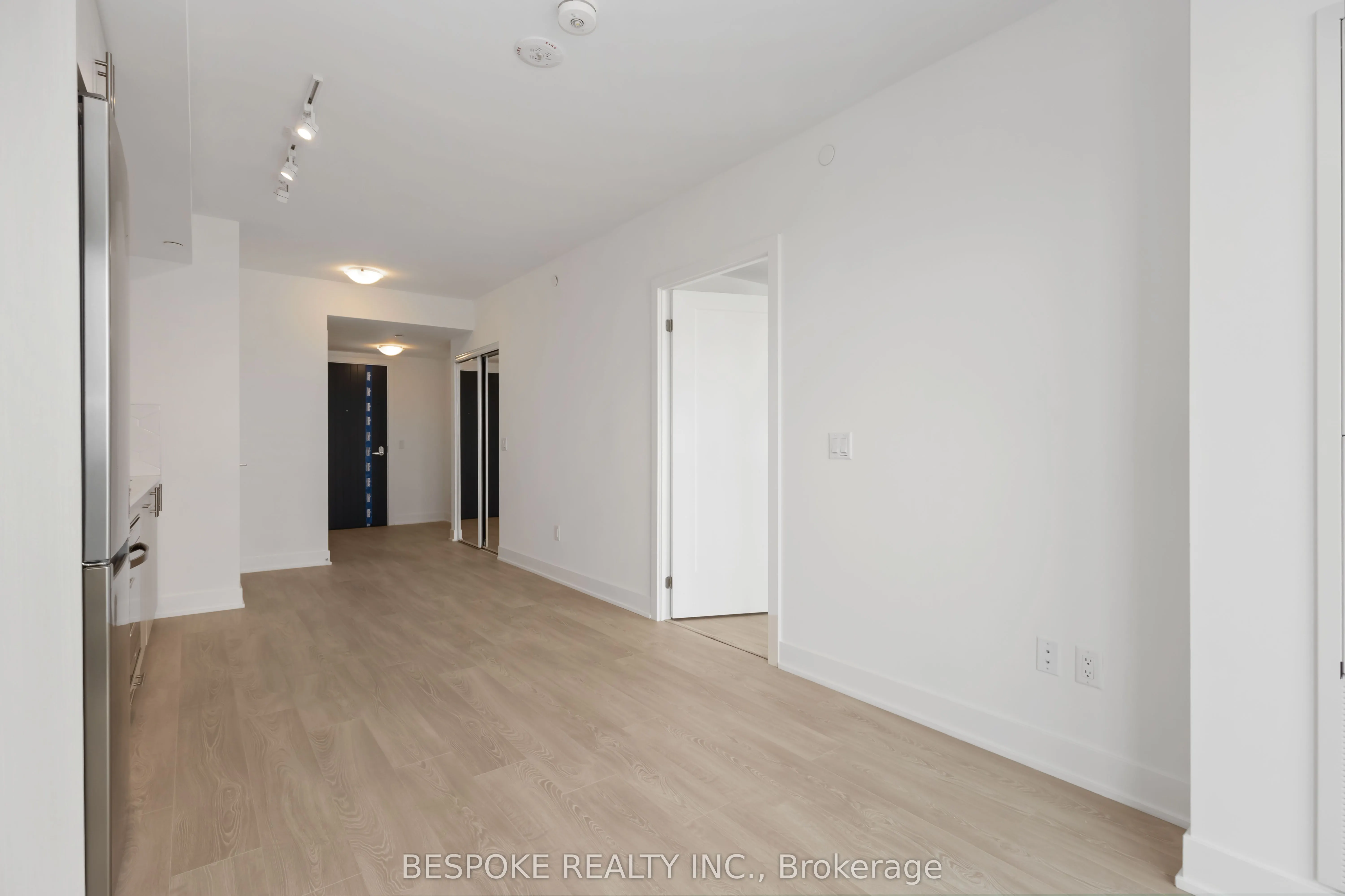 2425 Simcoe Street N, #1431