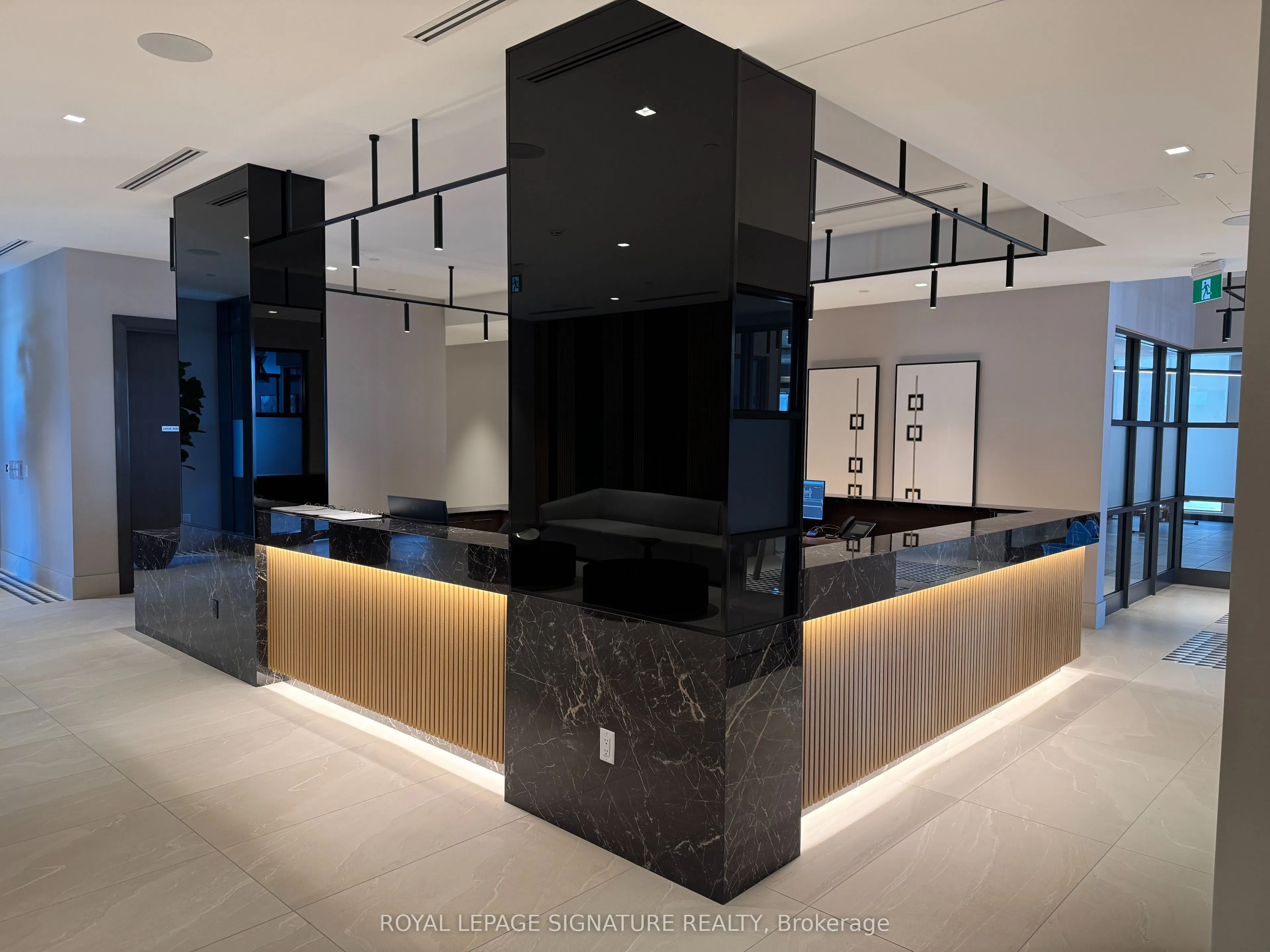 2545 Simcoe Street N, #1513