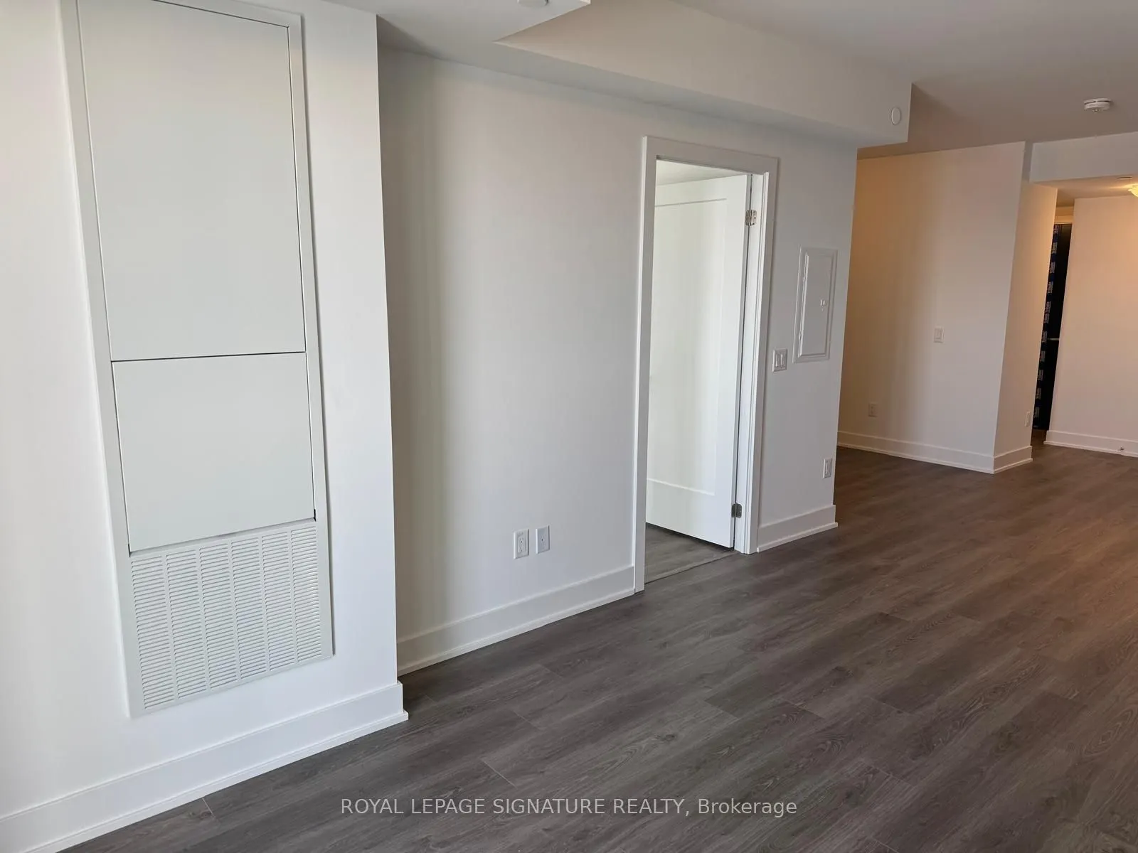 2545 Simcoe Street N, #1513