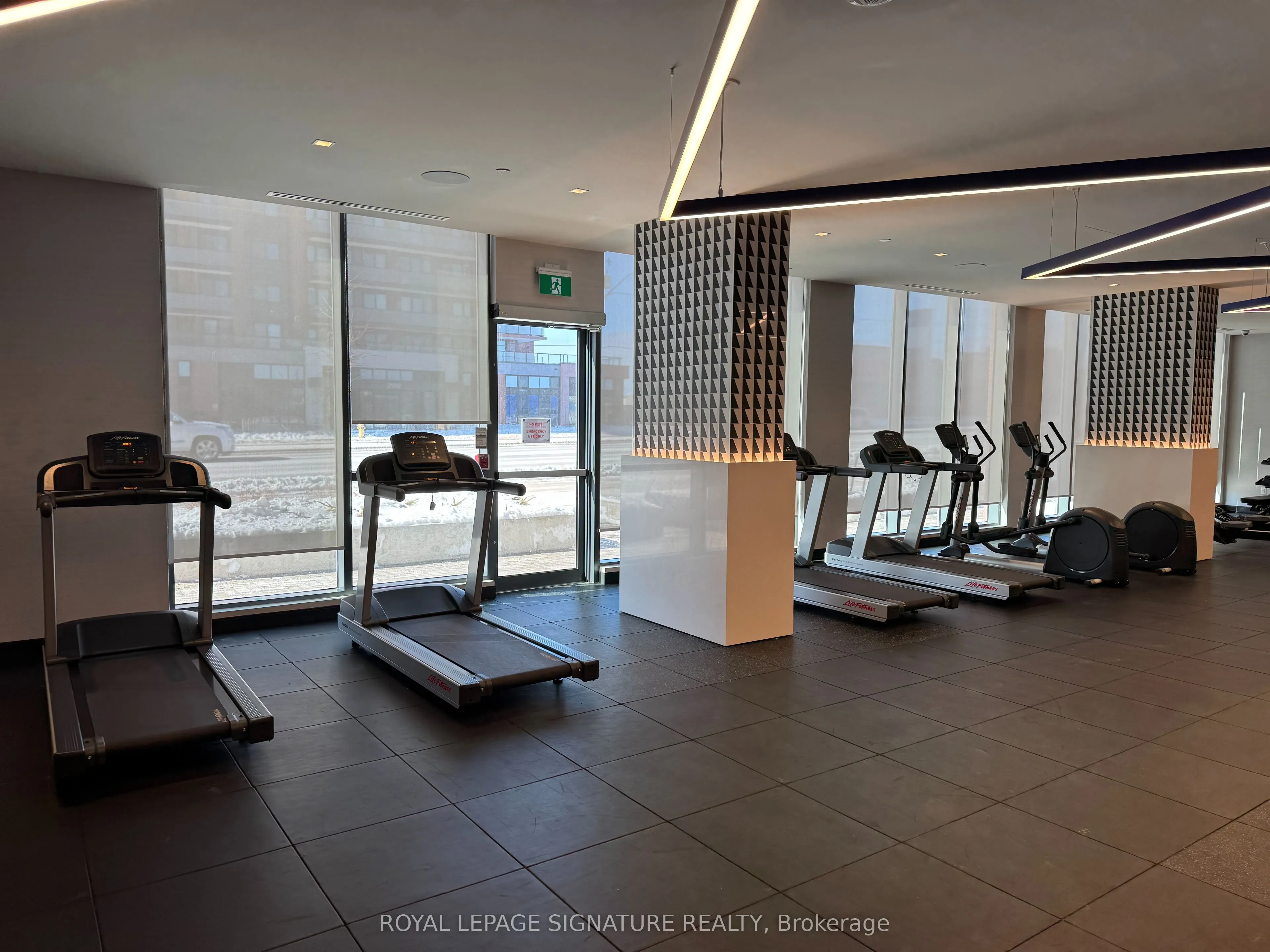 2545 Simcoe Street N, #1513