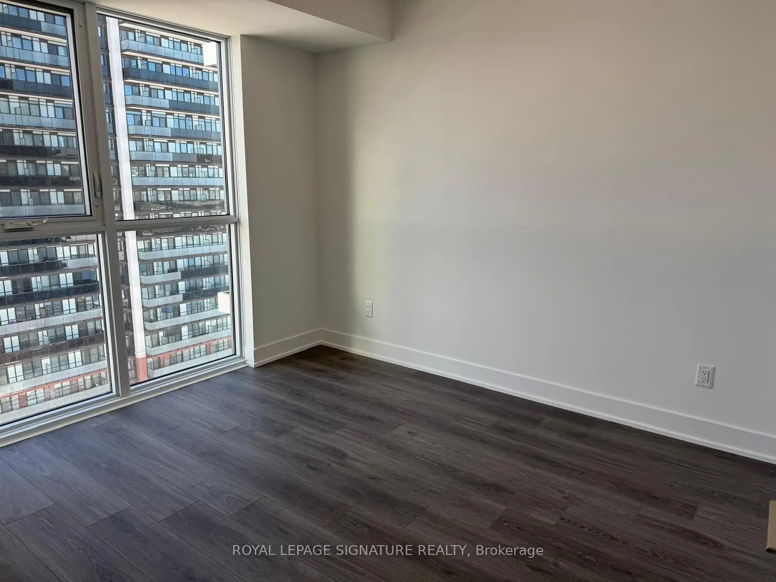 2545 Simcoe Street N, #1513