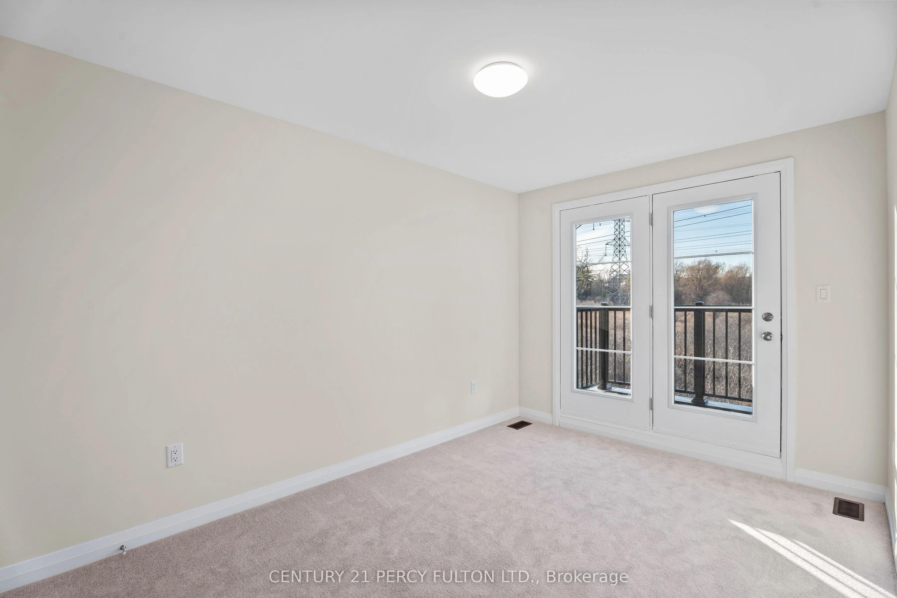 26 Coote Court