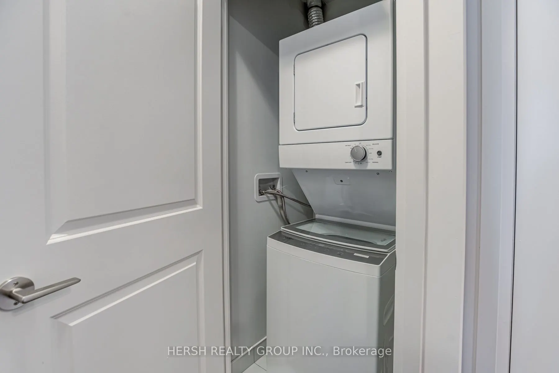 10 Meadowglen Place, #601