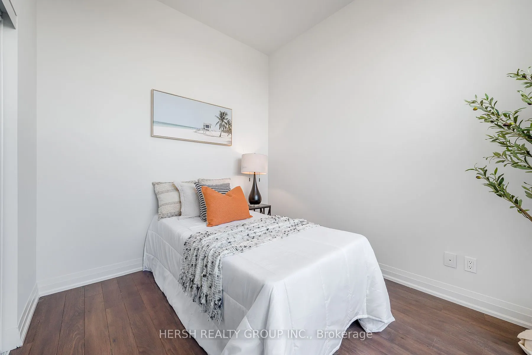 10 Meadowglen Place, #PH1
