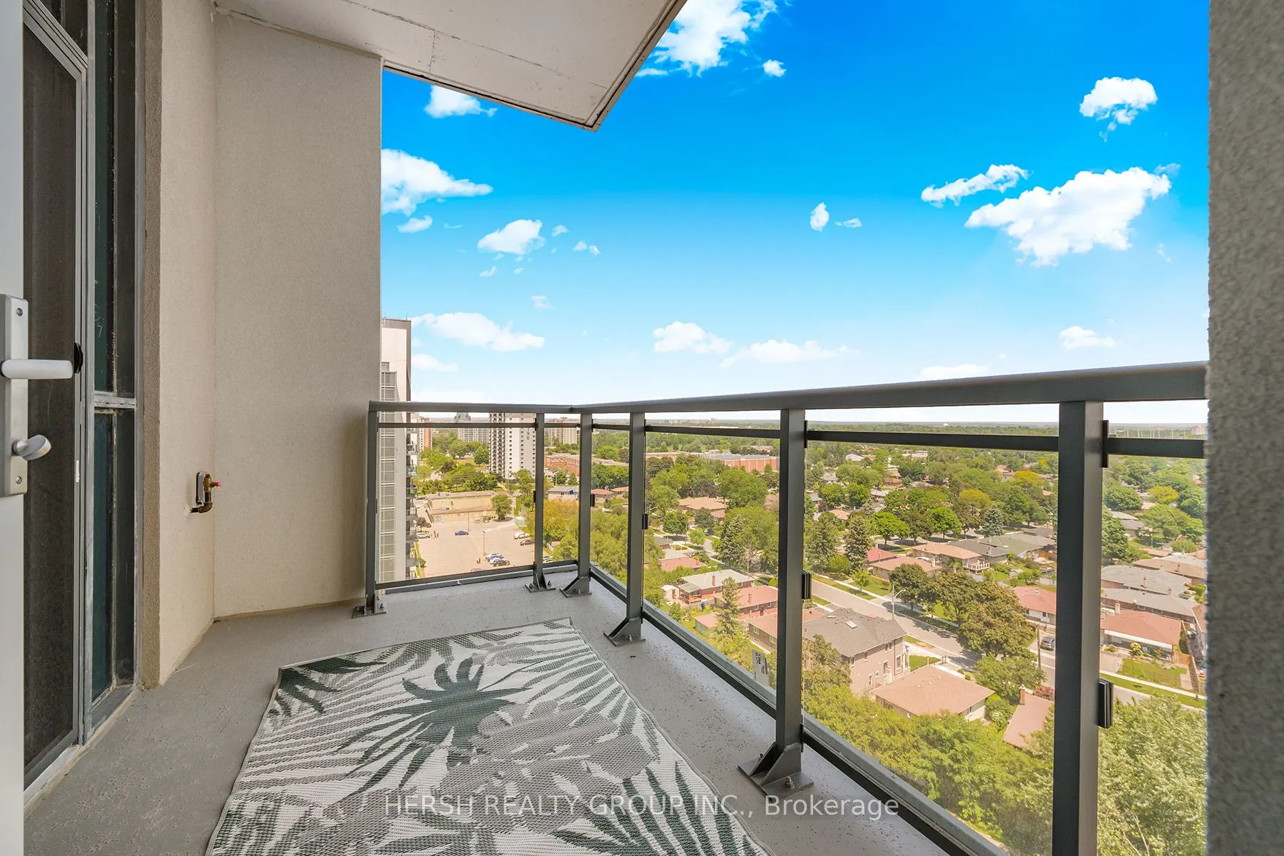 10 Meadowglen Place, #PH1