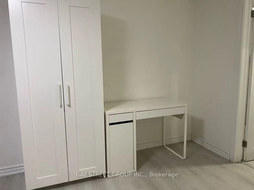 39 Lord Roberts Drive, #Basement