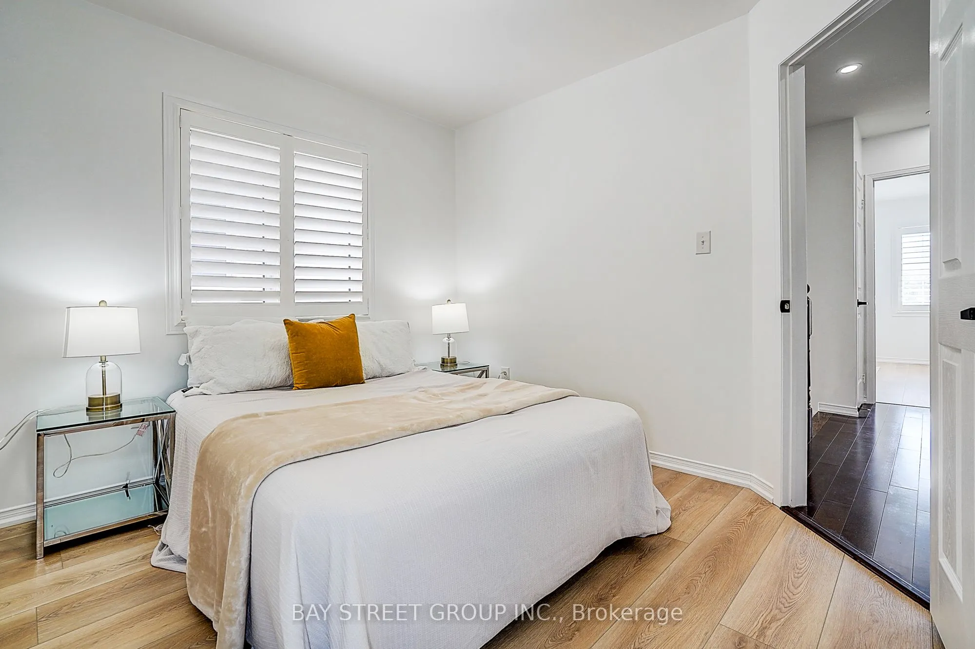 6 Holroyd Street