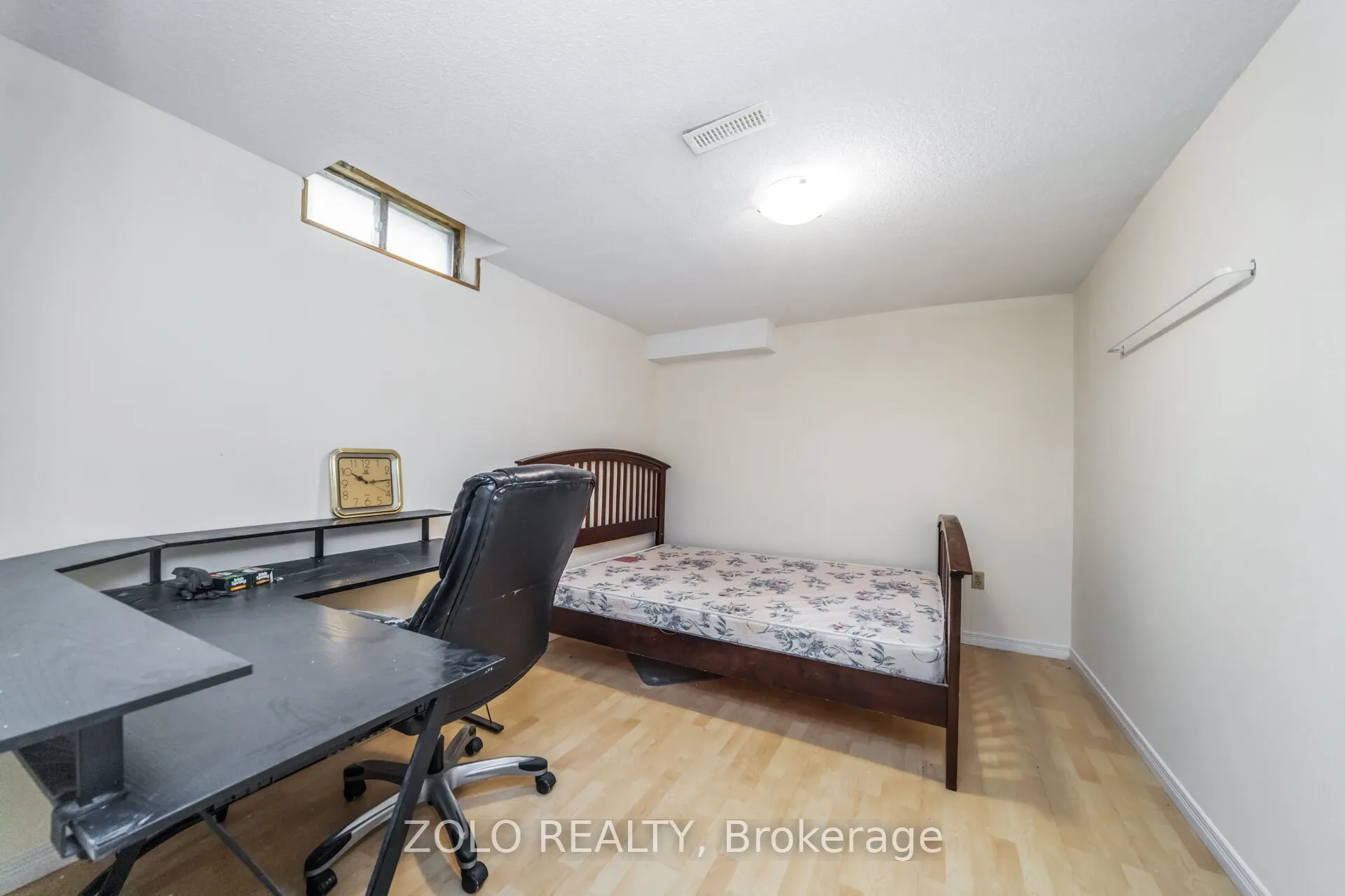 136 Goldhawk Trail