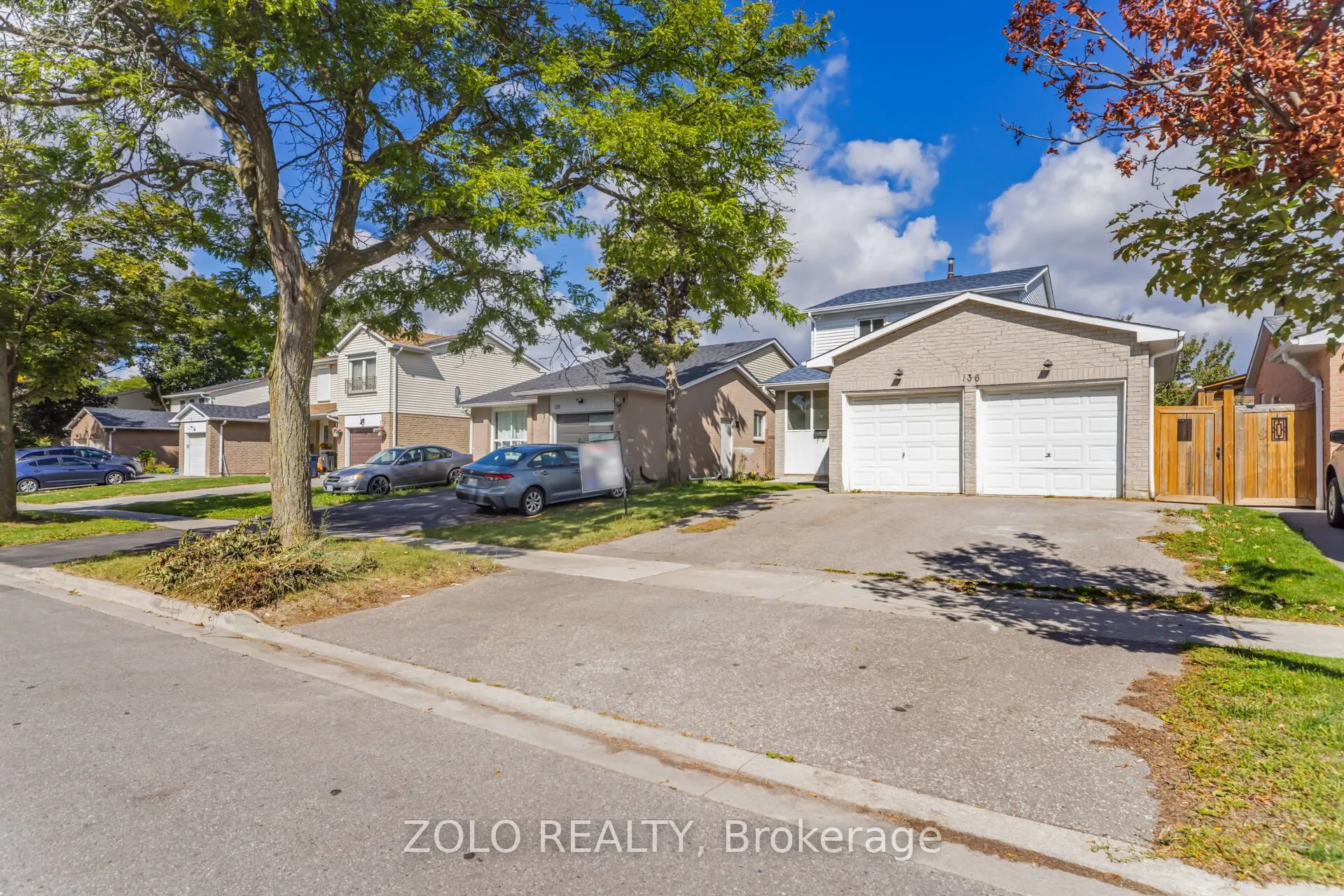 136 Goldhawk Trail
