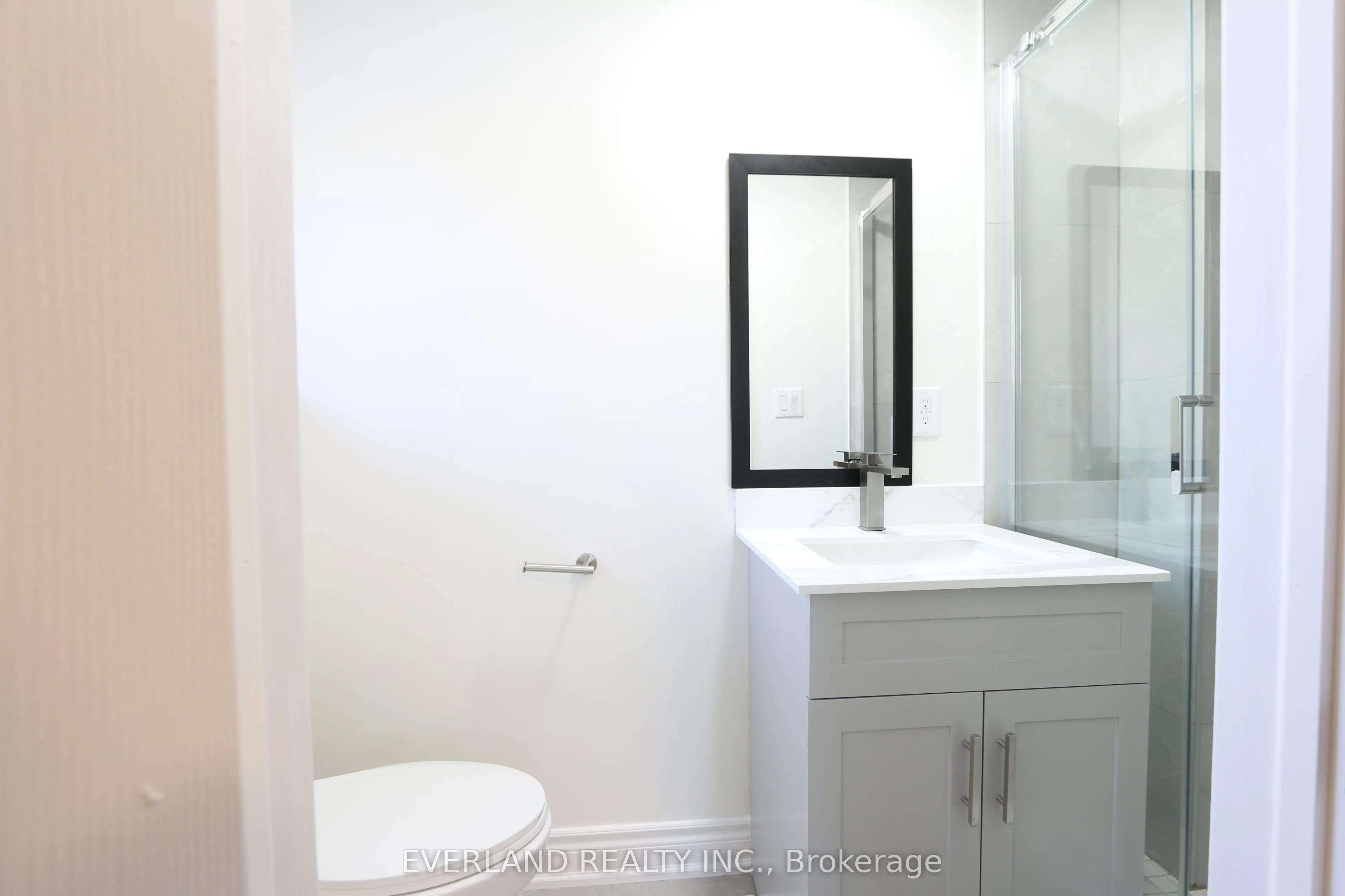 73 Shellamwood Trail, #Upper Level
