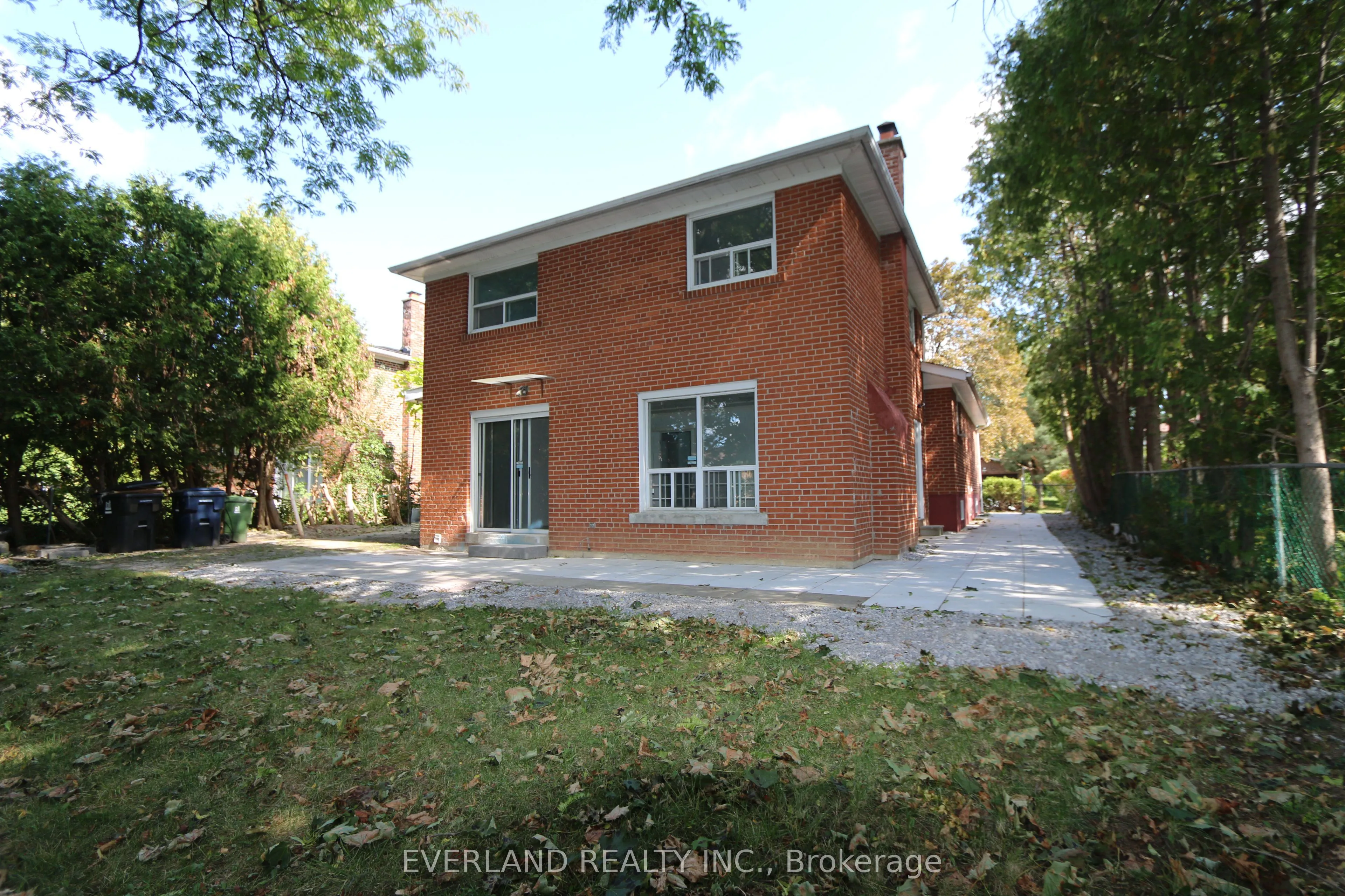 73 Shellamwood Trail, #Upper Level