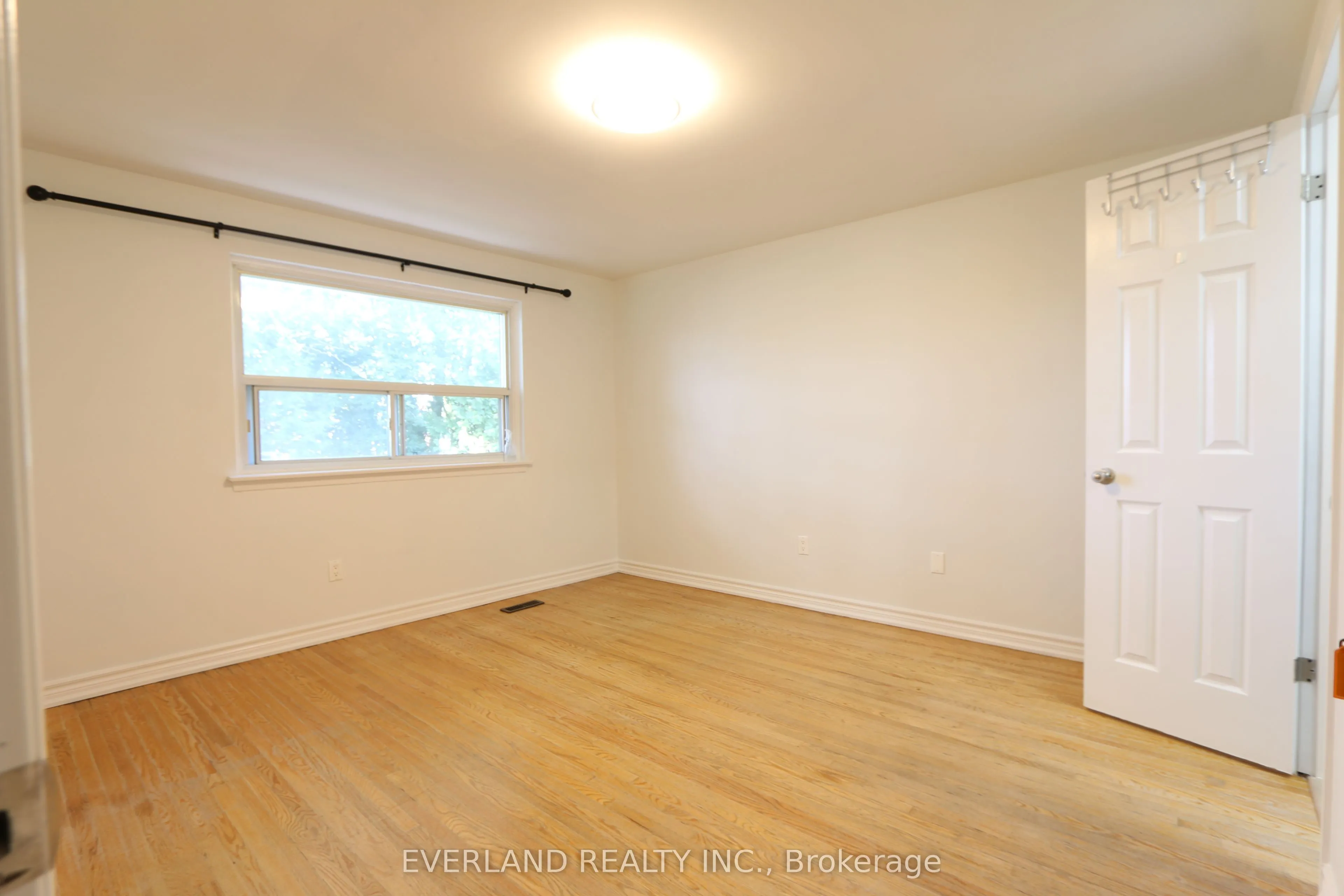 73 Shellamwood Trail, #Upper Level