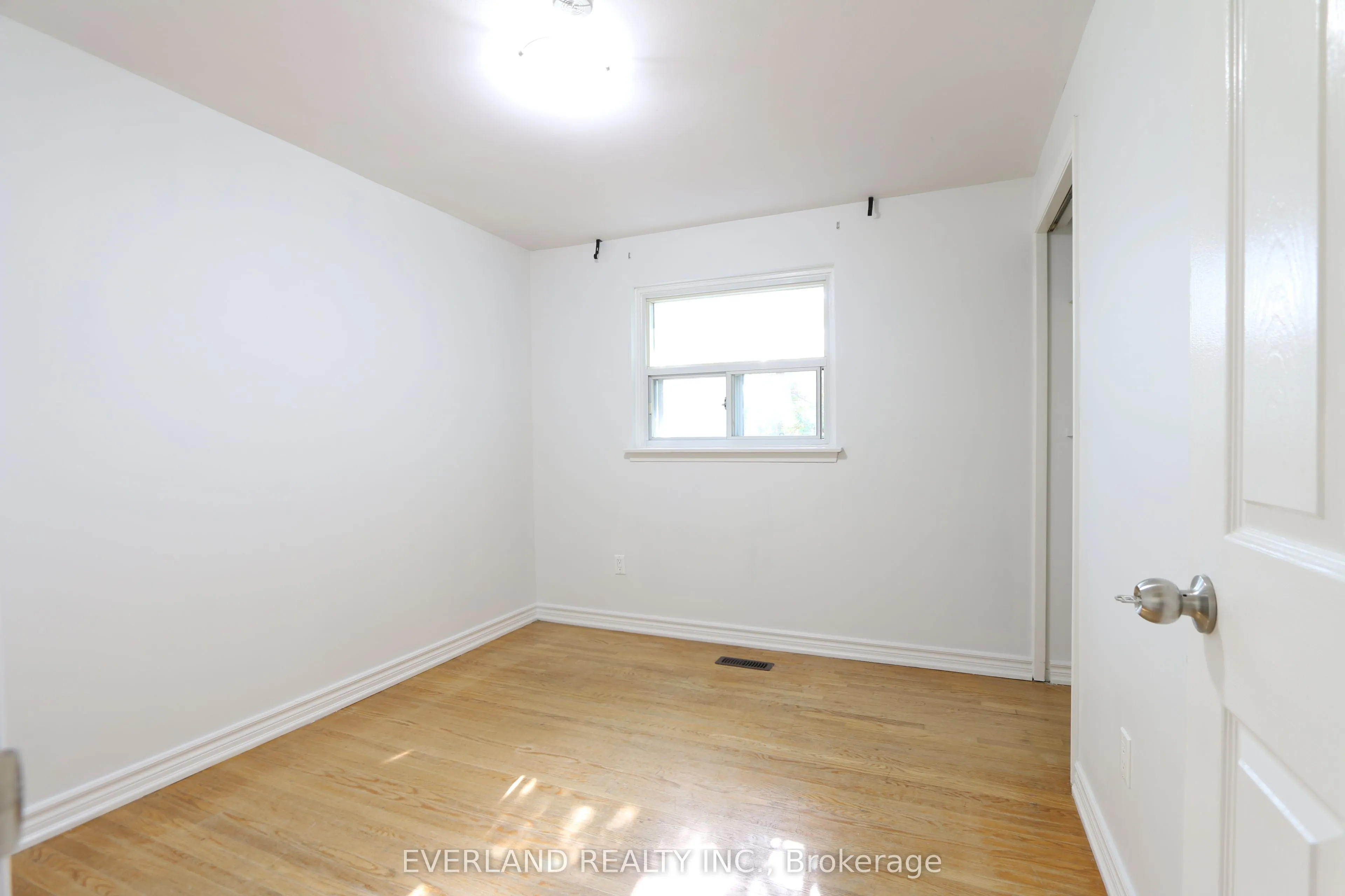 73 Shellamwood Trail, #Upper Level