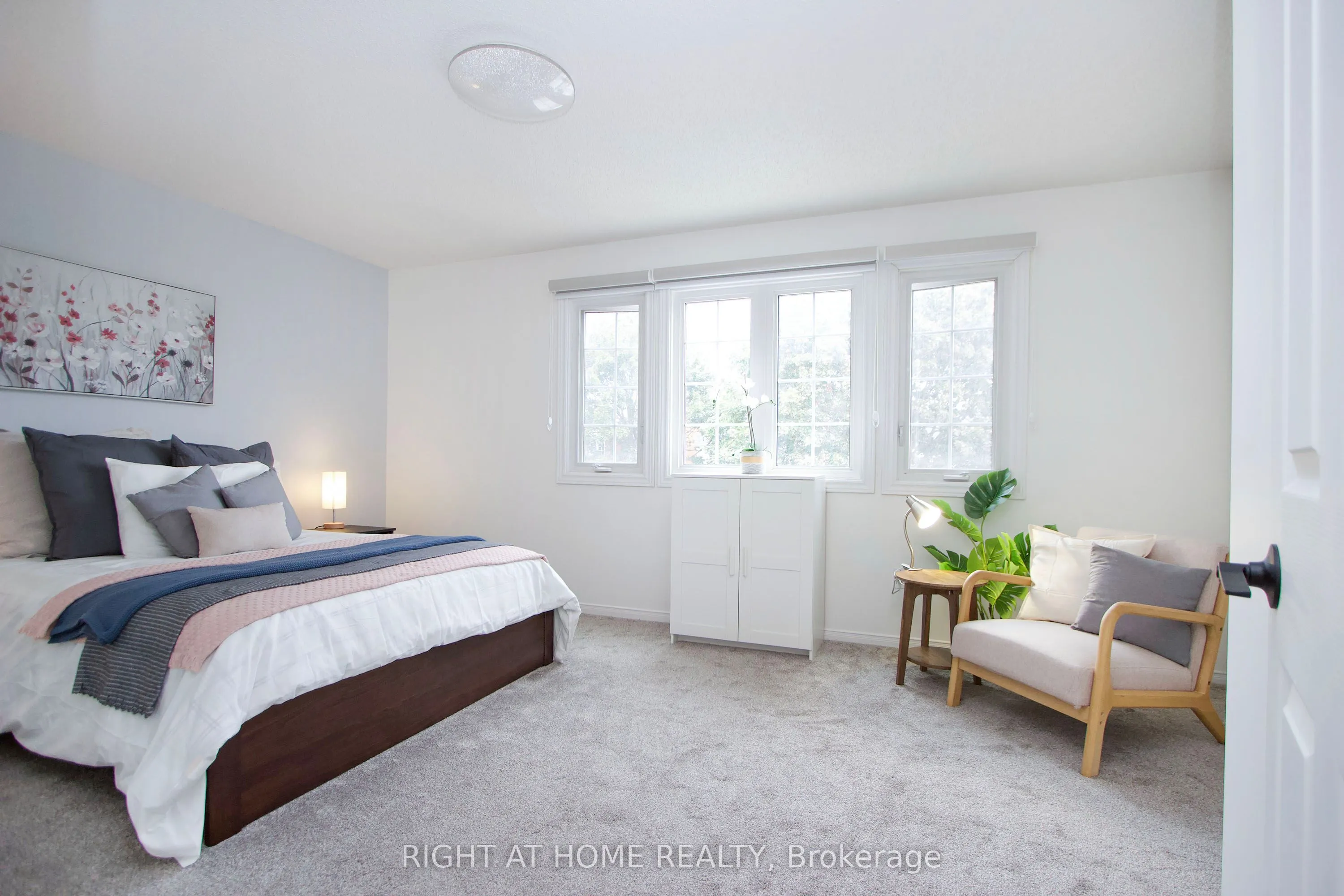 10 Bassett Boulevard, #204