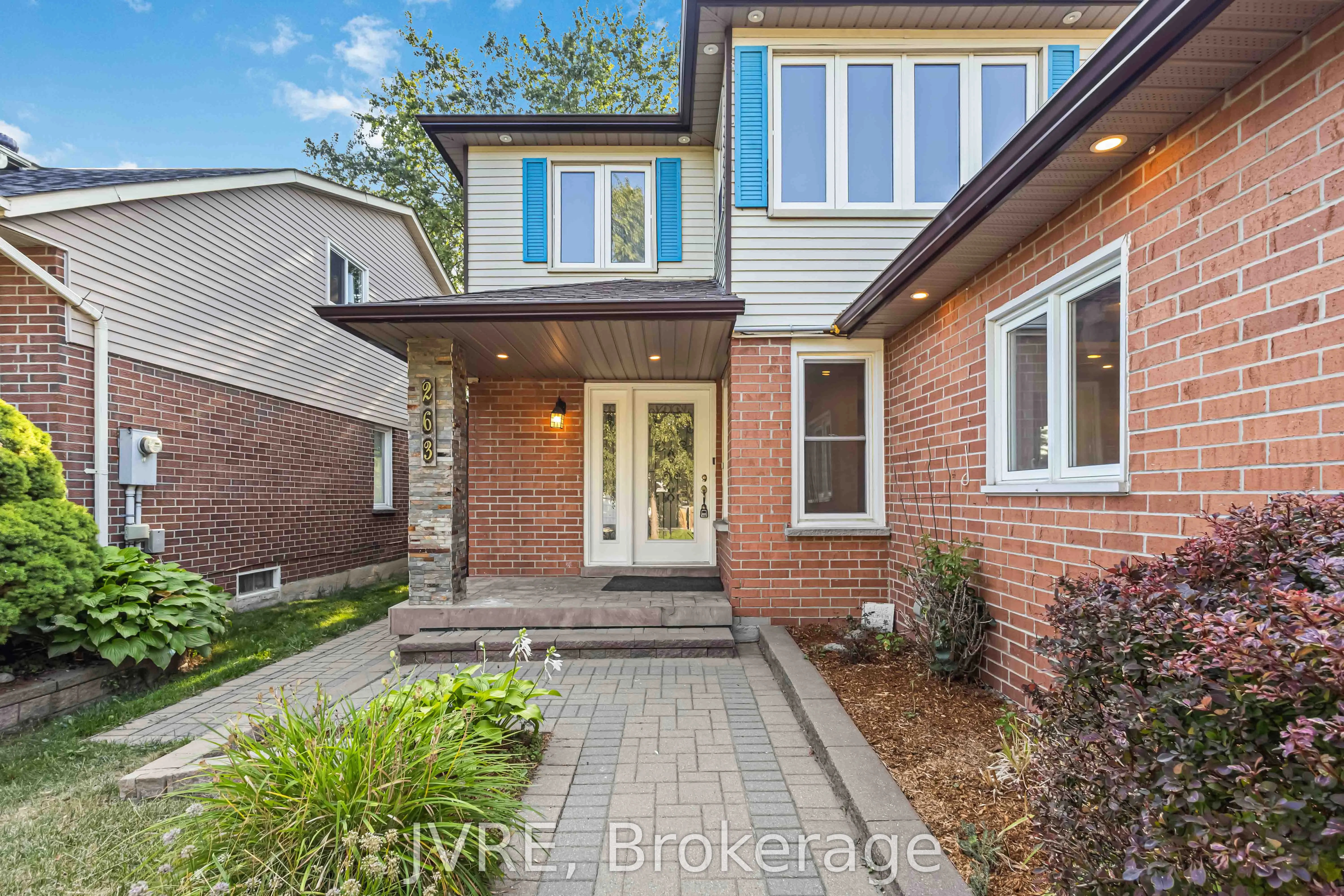 263 Wright Crescent