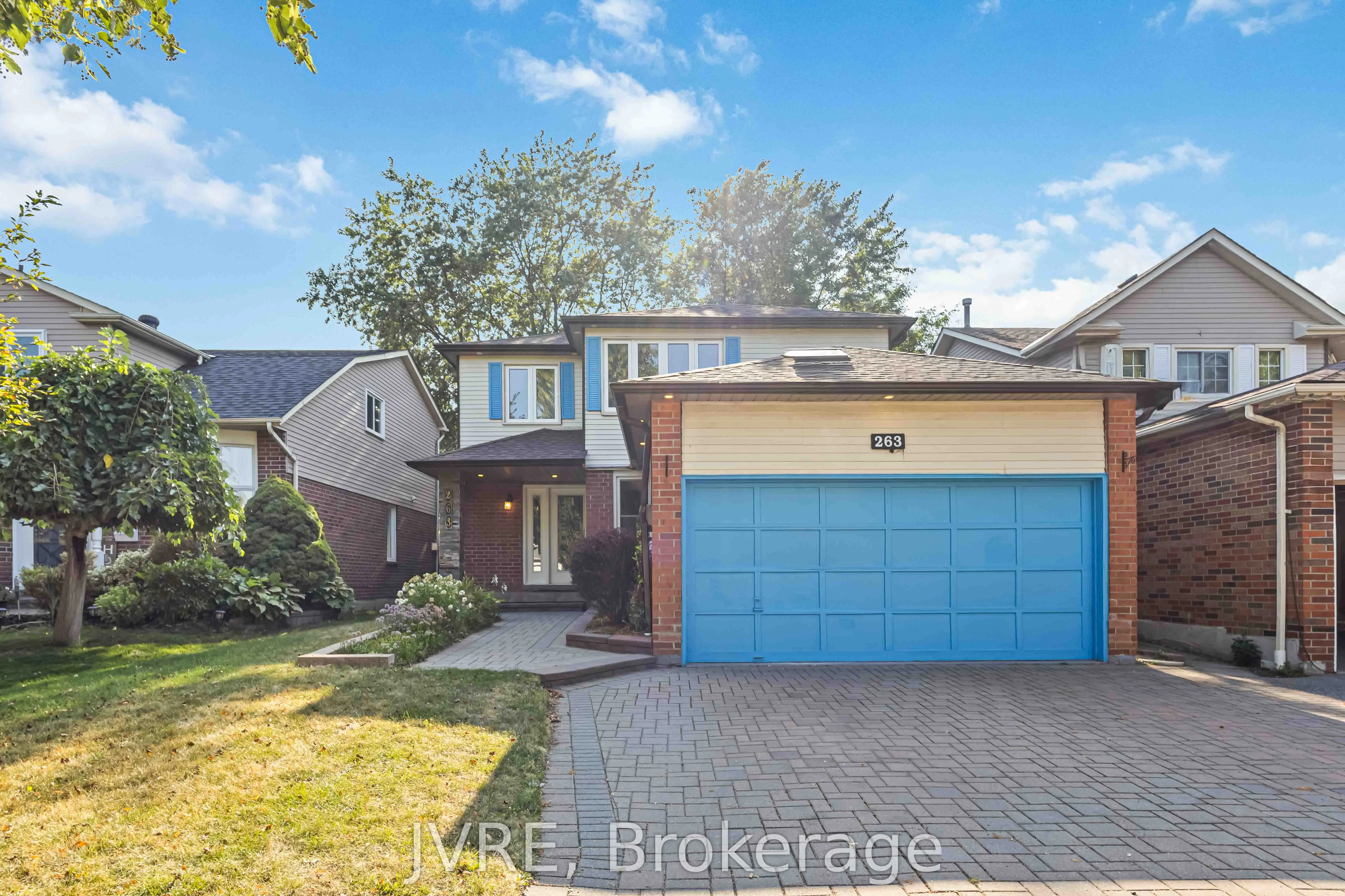 263 Wright Crescent