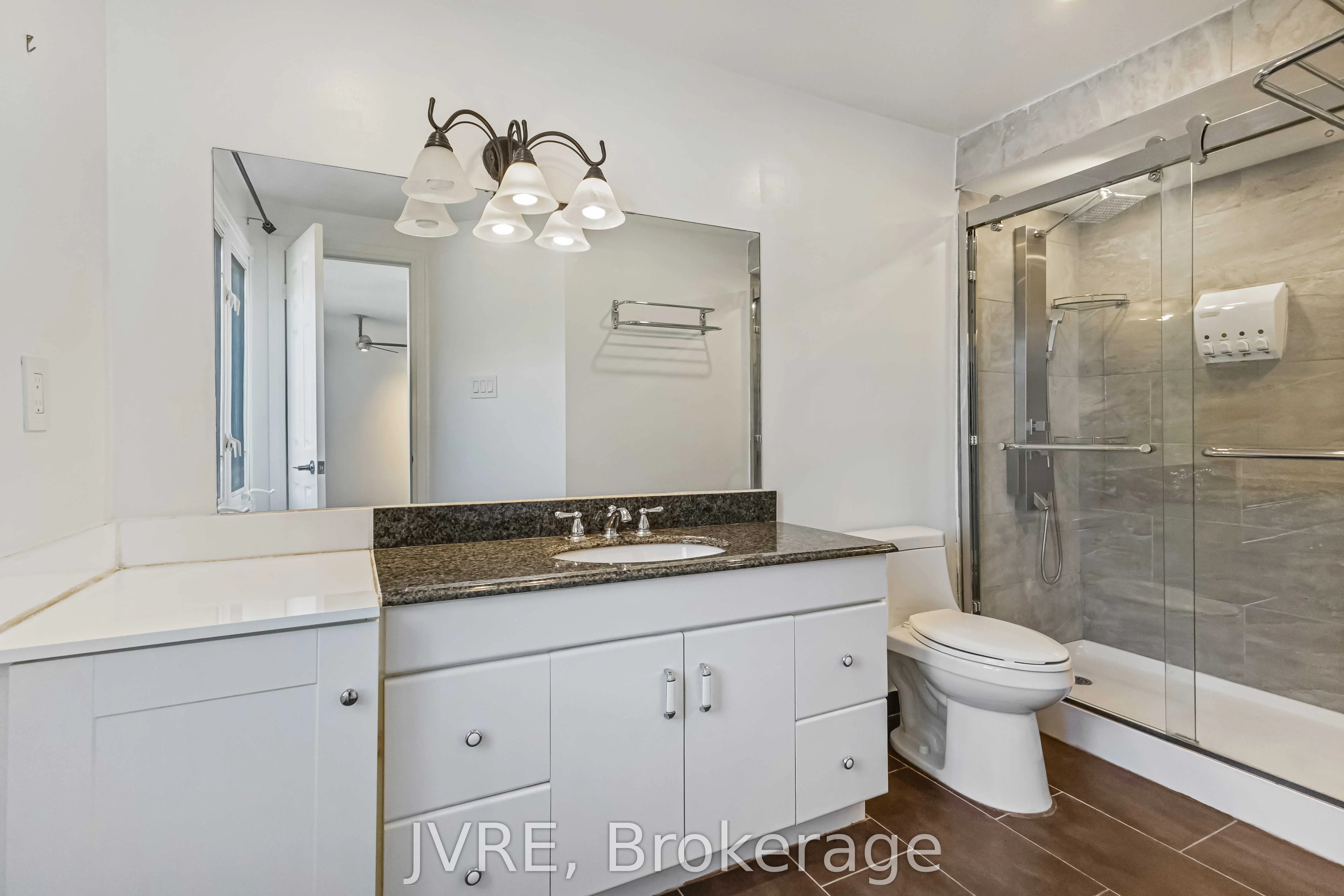 263 Wright Crescent