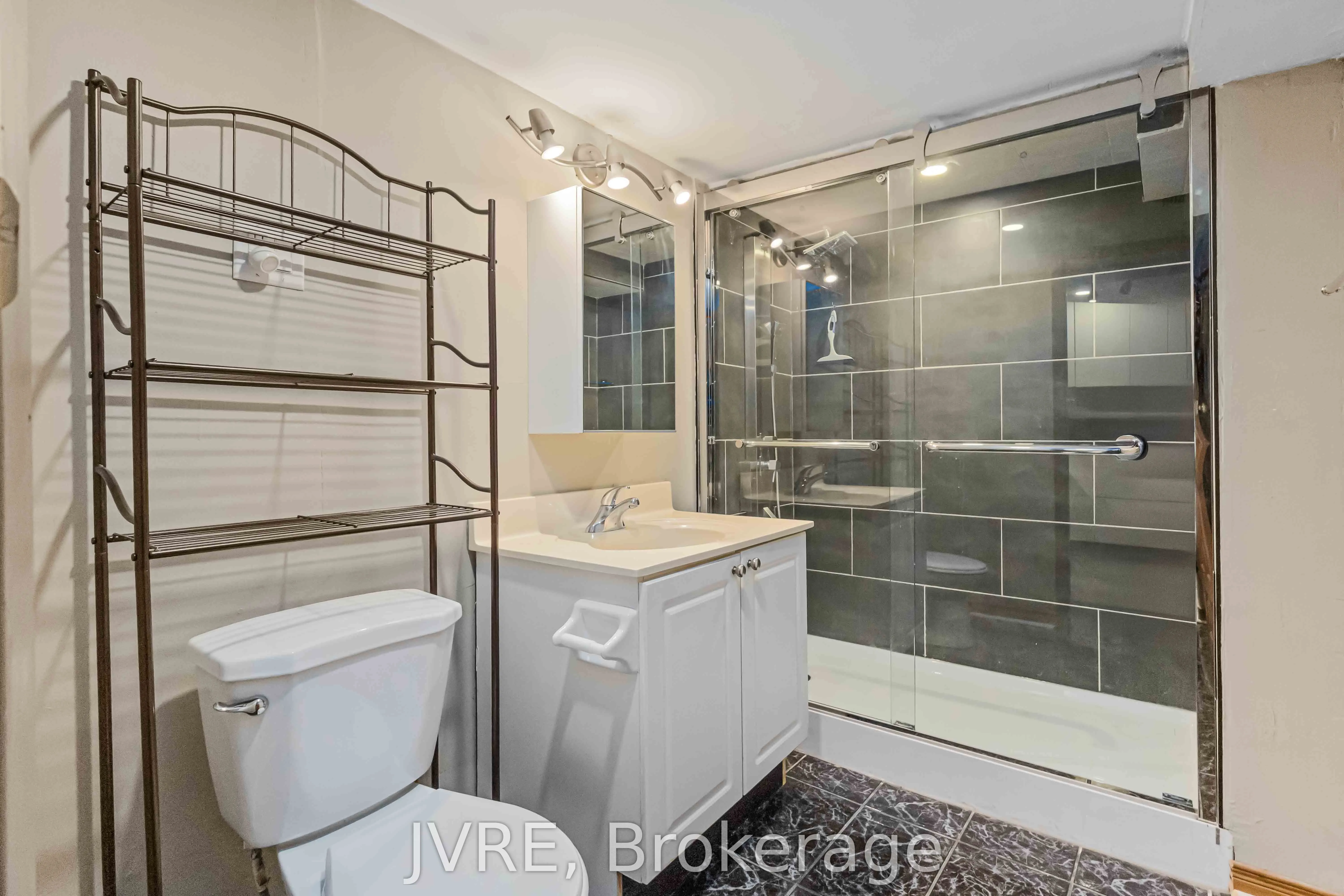 263 Wright Crescent