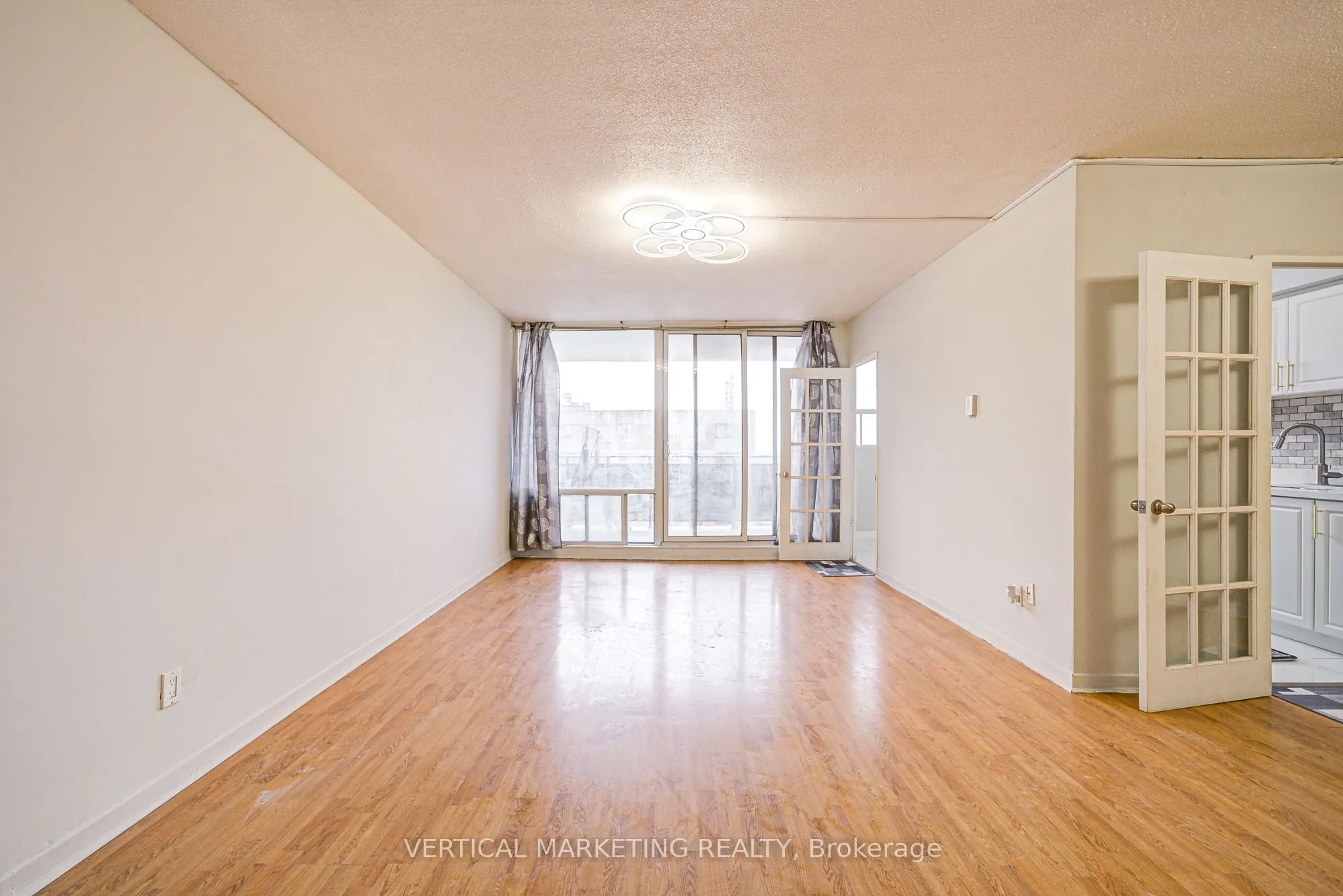 20 Gilder Drive E, #PH07