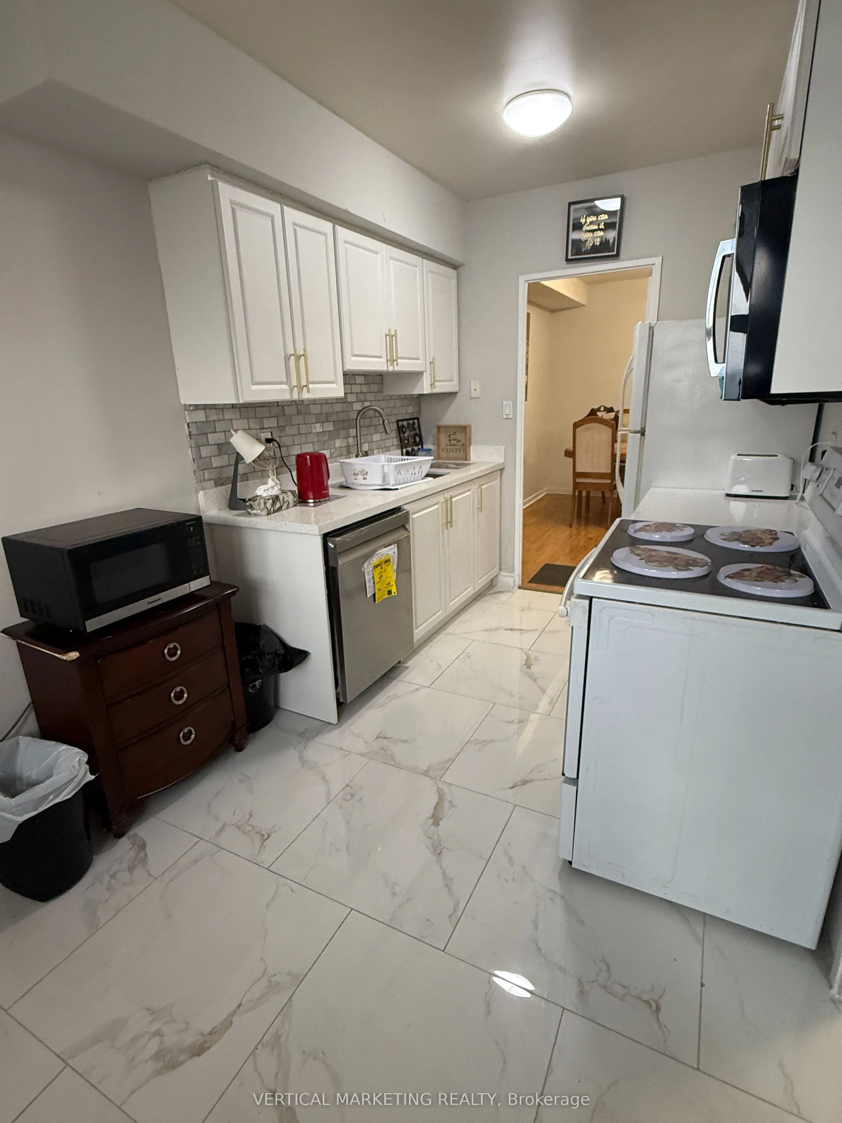 20 Gilder Drive E, #PH07