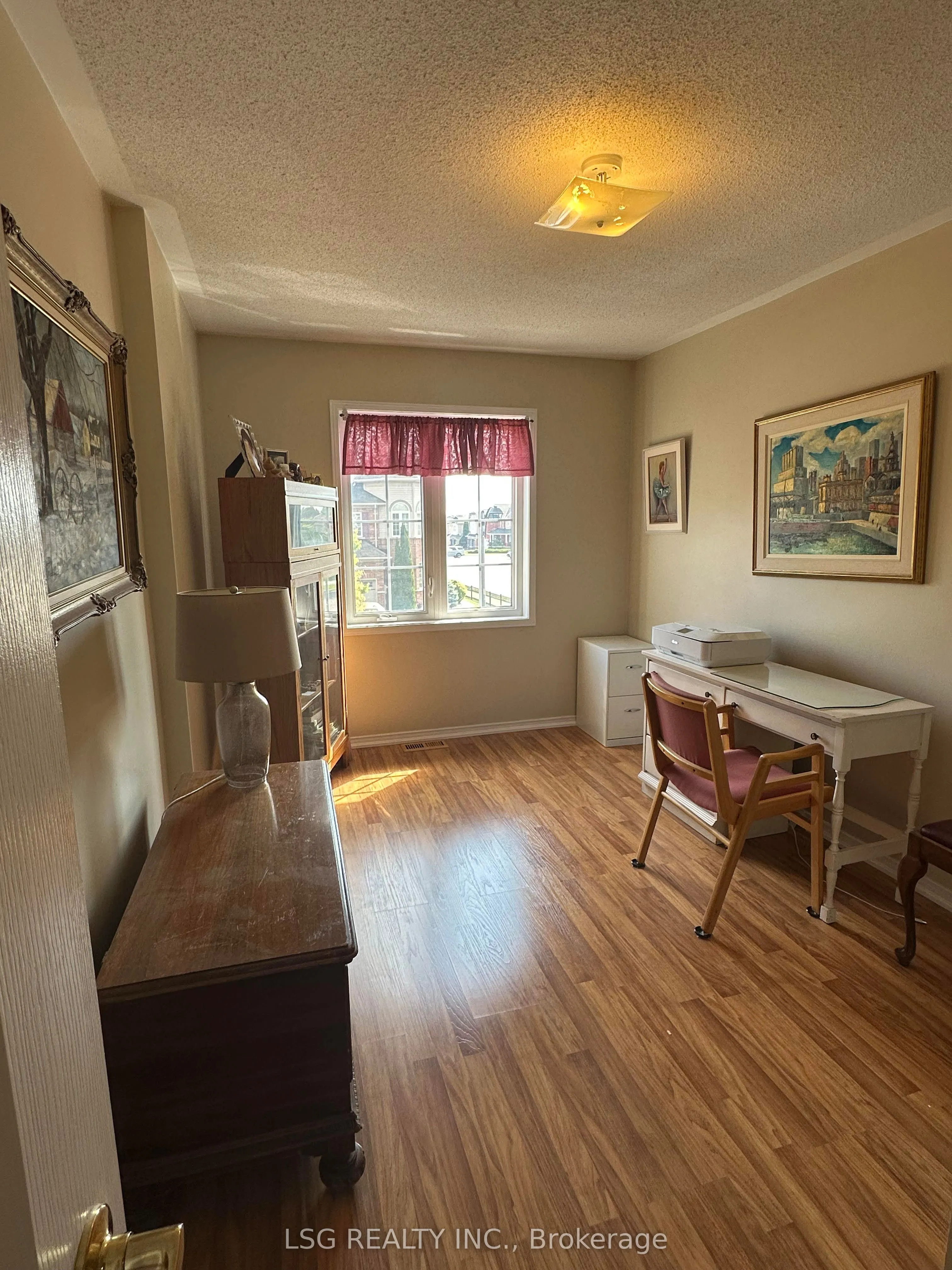 4 Summerside Avenue