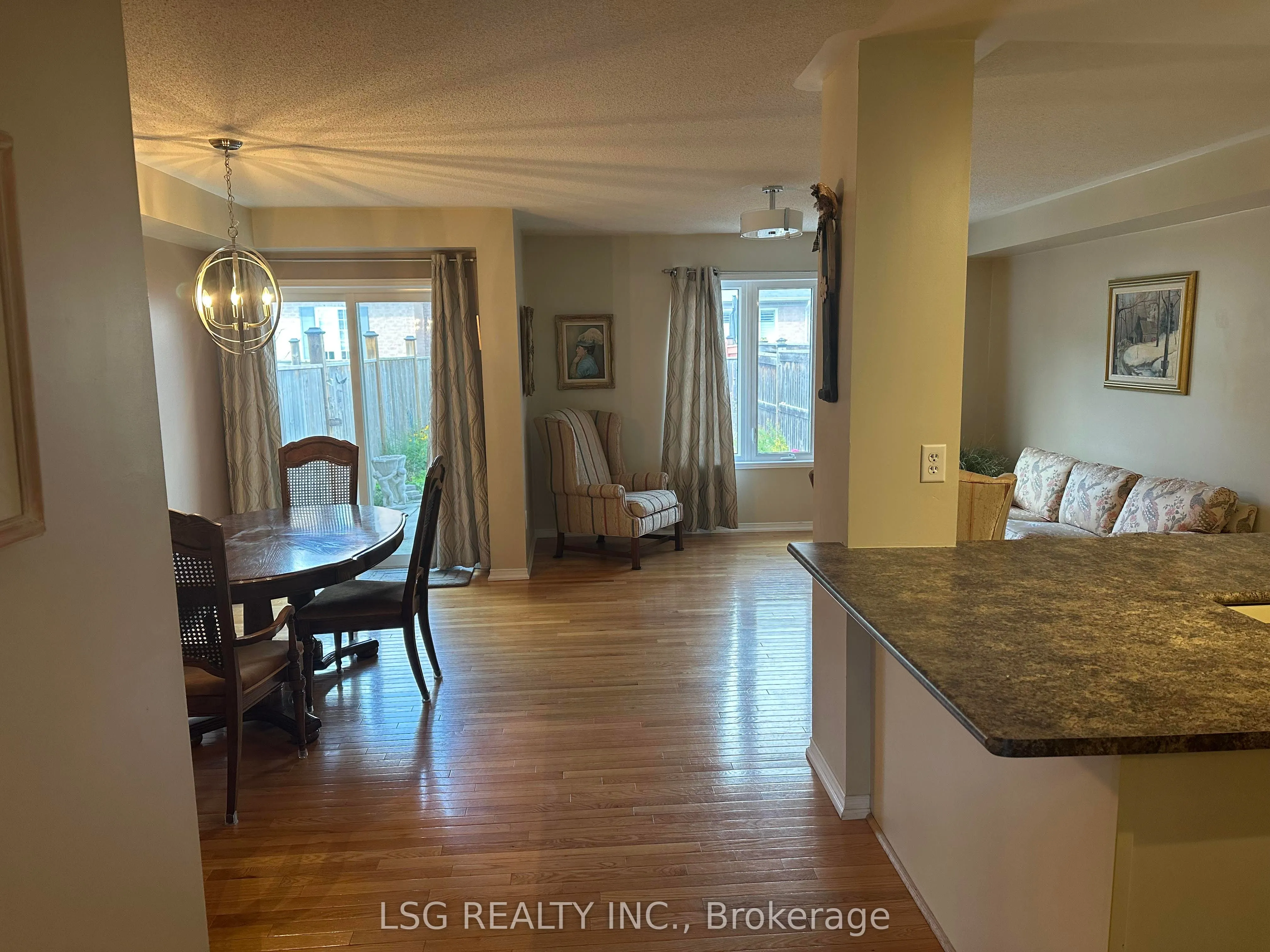 4 Summerside Avenue