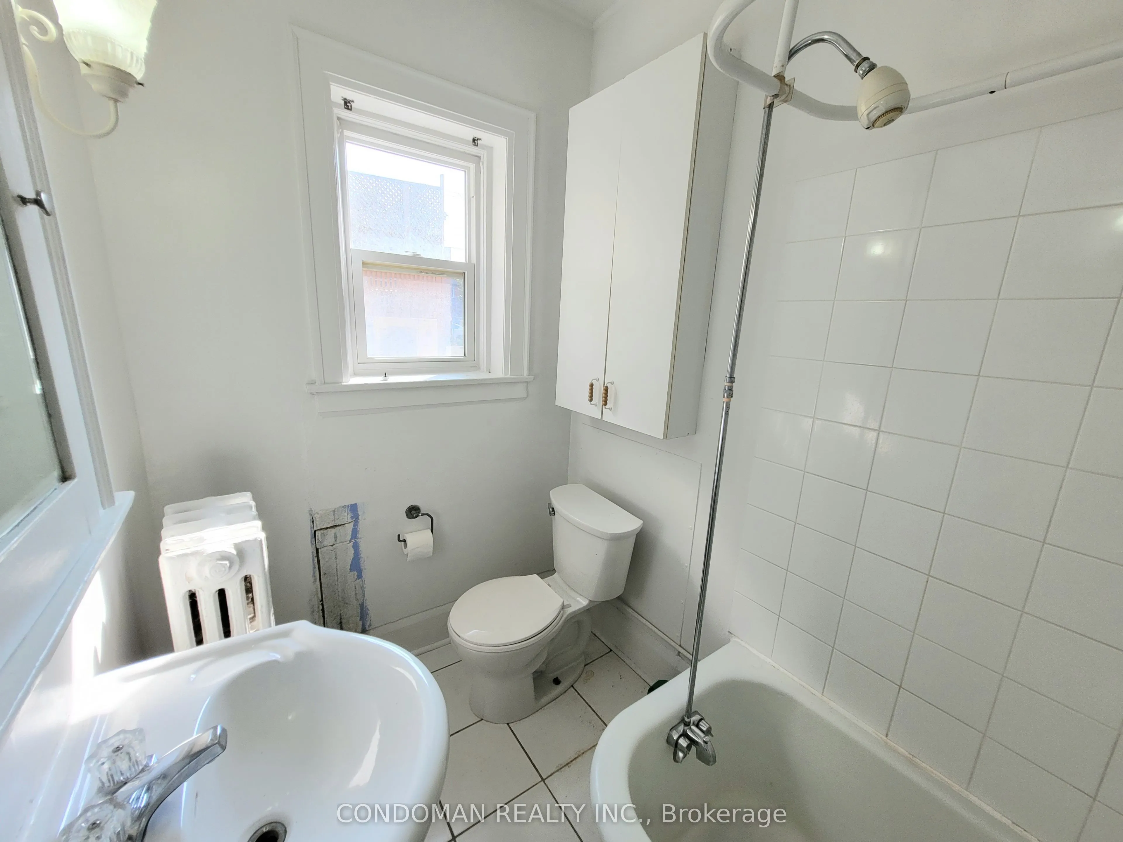 846 Broadview Avenue, #3
